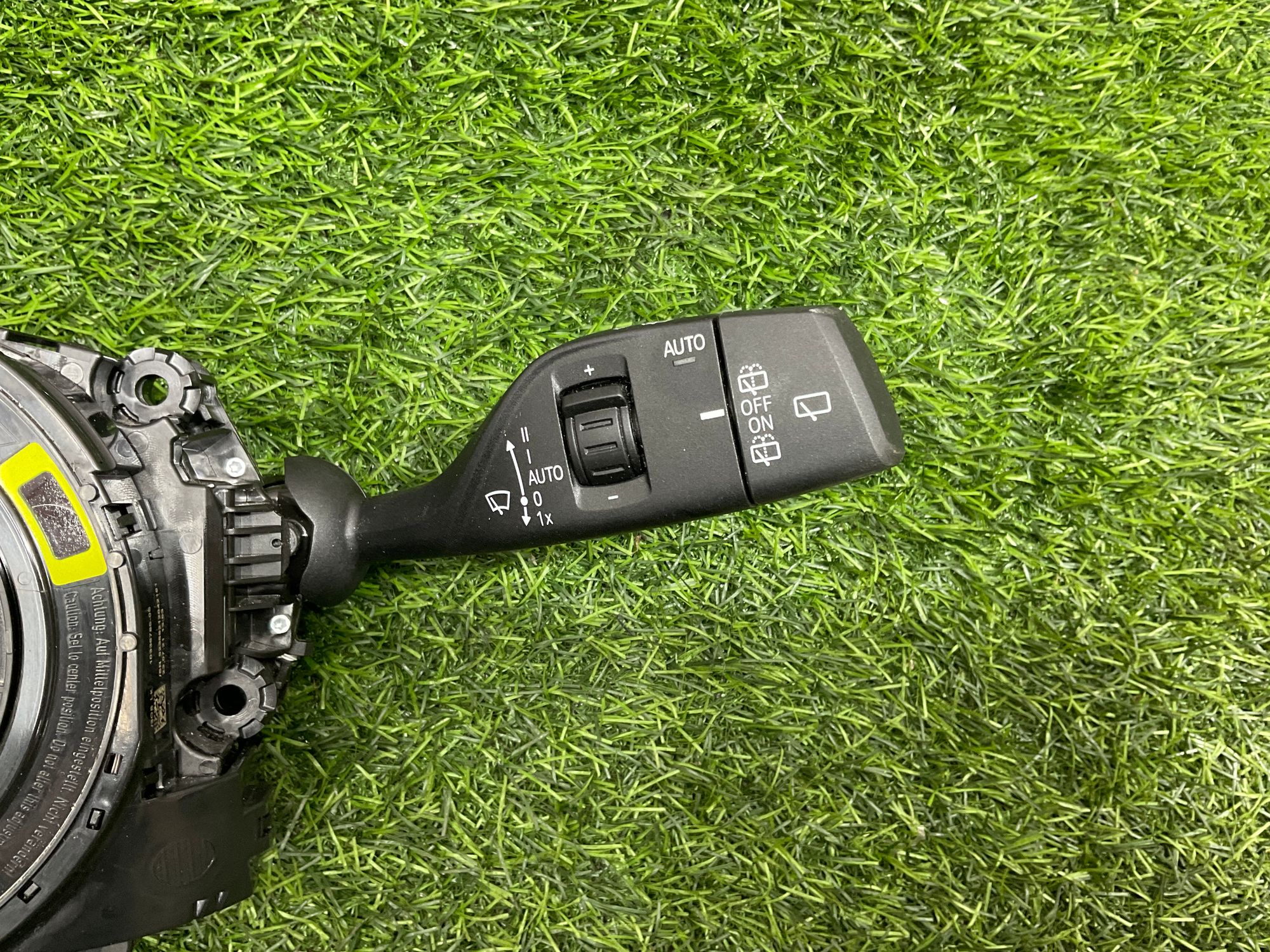 https://ycs.partsauto.market/partsauto-images/thmbs/userImages/h353NjtZg3VDP19b5HMt7LlpbQ93/part/ddfb1d71-9eea-40e8-99b7-f24f94faa0a6_1734338300126.jpg