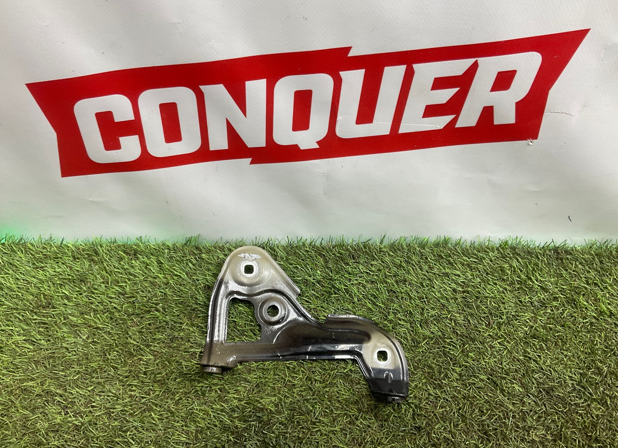 Кронштейн крыла левый BMW 3 серия, G20/G21, 2000 рублей, Москва