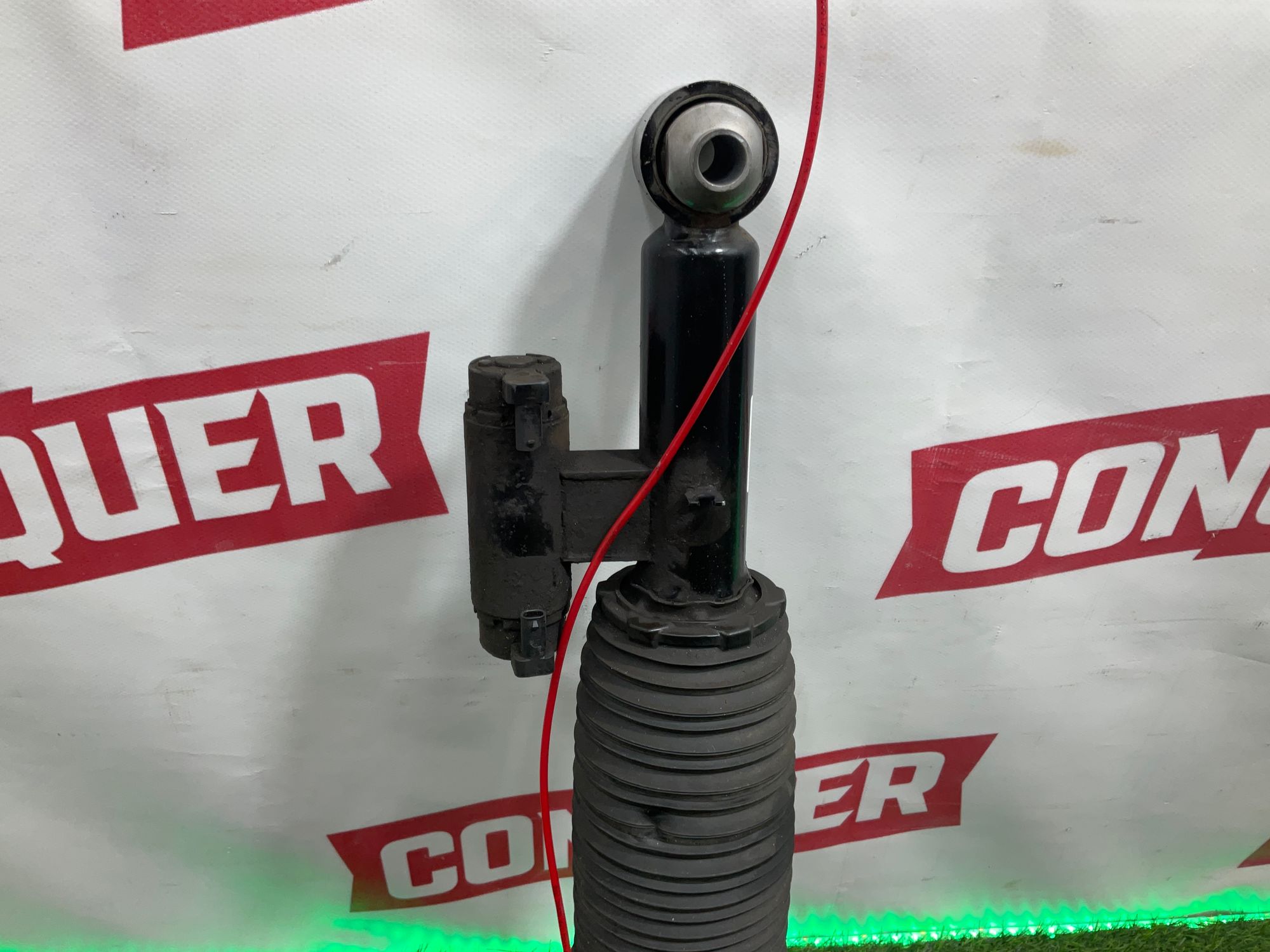 https://ycs.partsauto.market/partsauto-images/thmbs/userImages/h353NjtZg3VDP19b5HMt7LlpbQ93/part/de16e51e-619a-4c8c-a26c-c456dcb54312_1739805297125.jpg