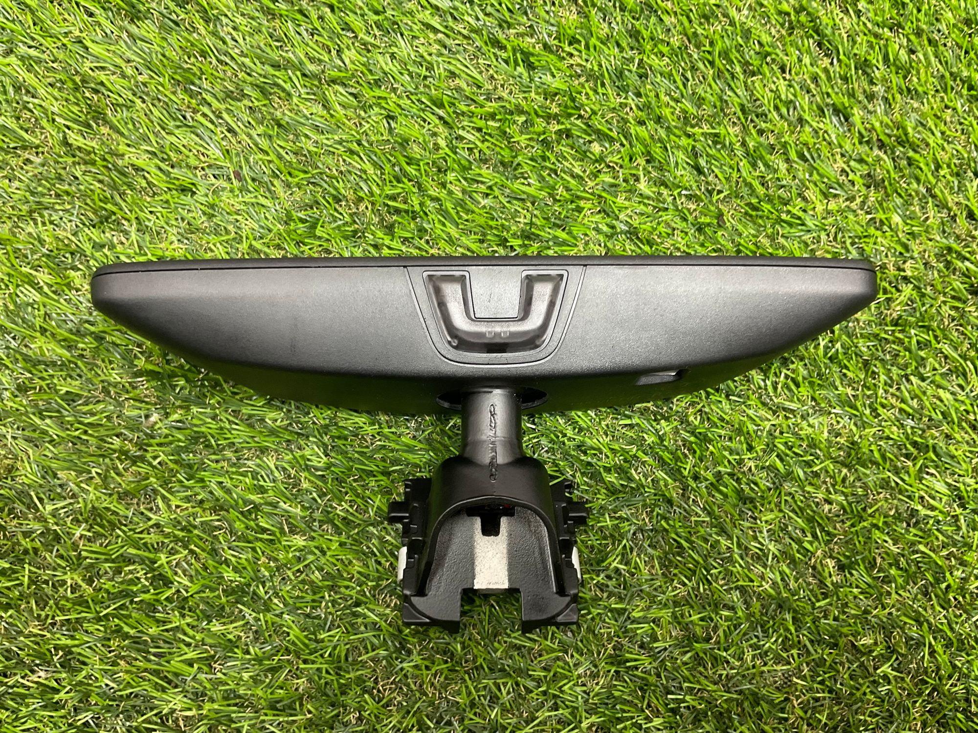 https://ycs.partsauto.market/partsauto-images/thmbs/userImages/h353NjtZg3VDP19b5HMt7LlpbQ93/part/de327e9f-748f-4e2f-bebc-0b60159674f8_1781522615298.jpg