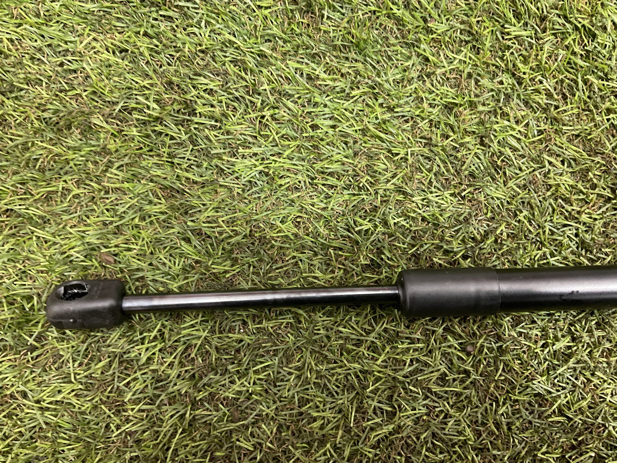 Амортизатор крышки багажника BMW M3, G81 2023, 1000 рублей, Москва