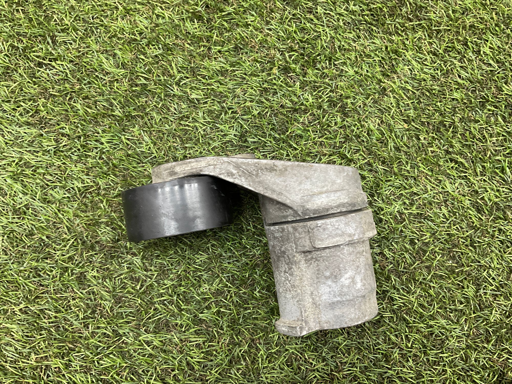 Ролик натяжителя ремня  N55 BMW 5 серия, F10/F11/F07 рестайлинг, 1000 рублей, Москва