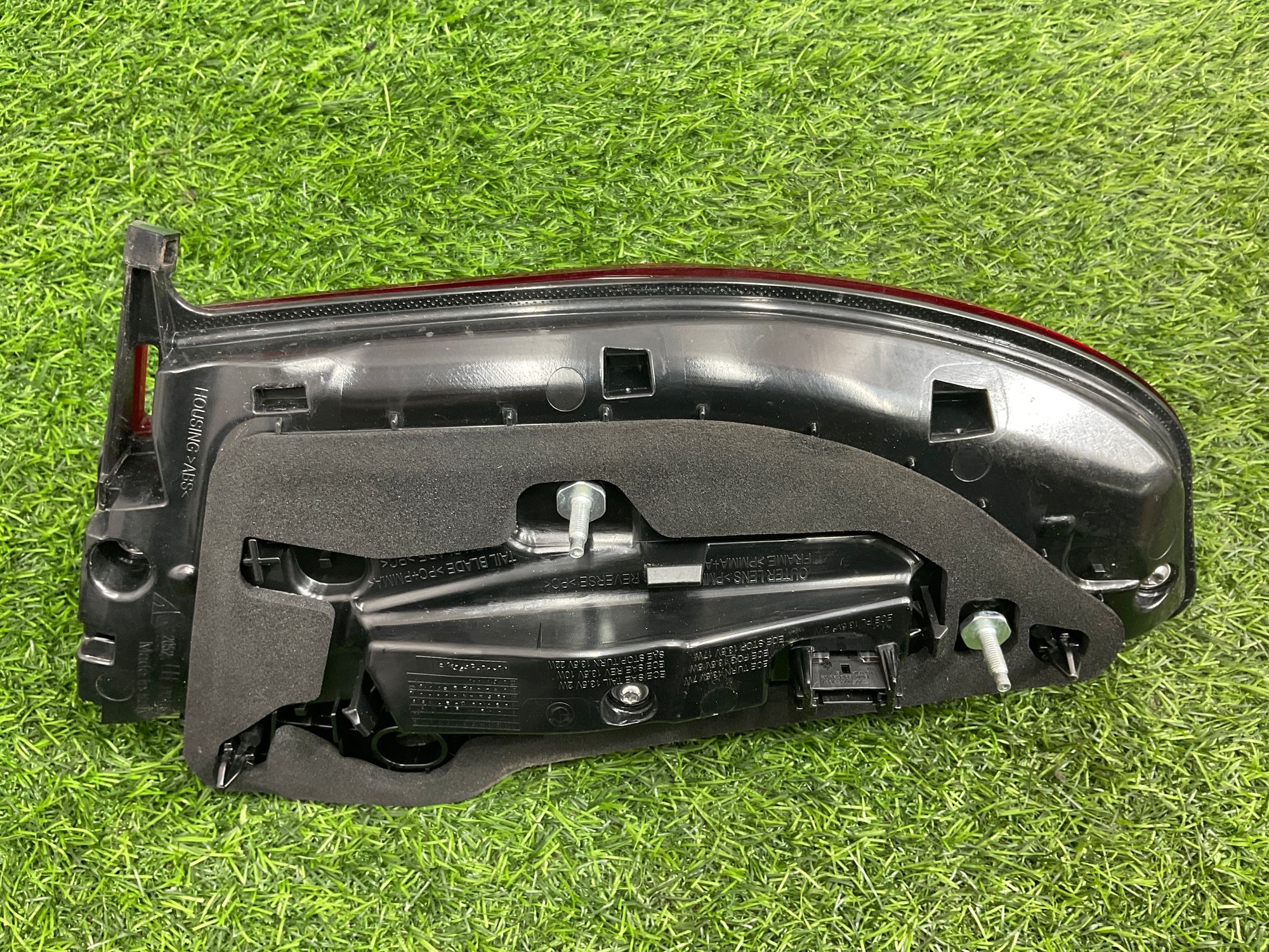 https://ycs.partsauto.market/partsauto-images/thmbs/userImages/h353NjtZg3VDP19b5HMt7LlpbQ93/part/dea0fafd-10cb-4397-8216-b00a7090f07e_1739797233776.jpg