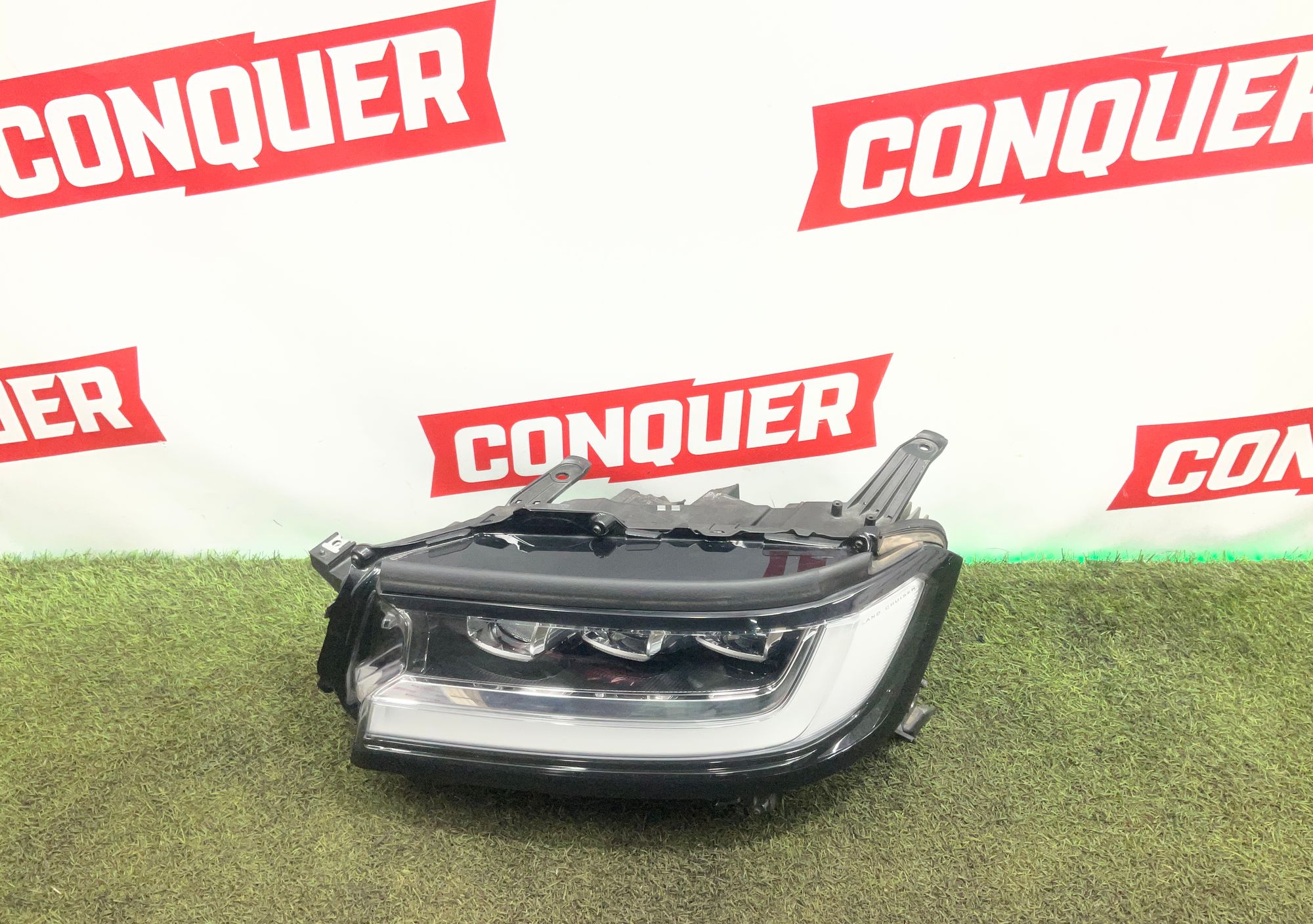 Фара левая Toyota Land Cruiser 300 2024, 165000 рублей, Москва