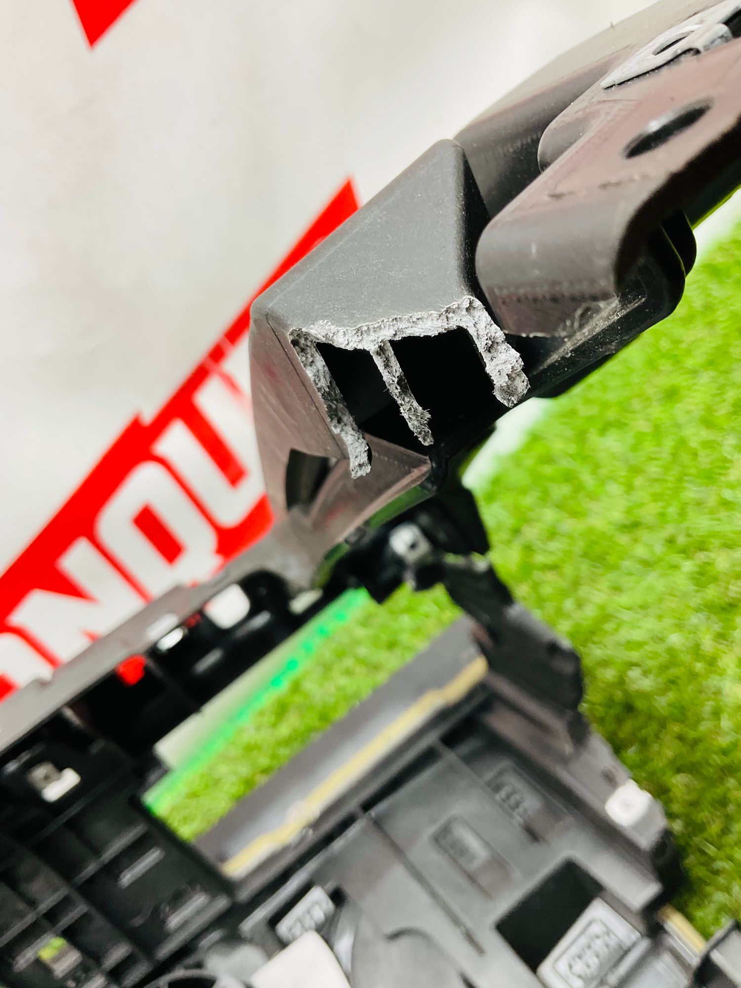 https://ycs.partsauto.market/partsauto-images/thmbs/userImages/h353NjtZg3VDP19b5HMt7LlpbQ93/part/dedd53eb-0f30-4e57-a1b7-1ead9a0ea3b7_1787143254983.jpg