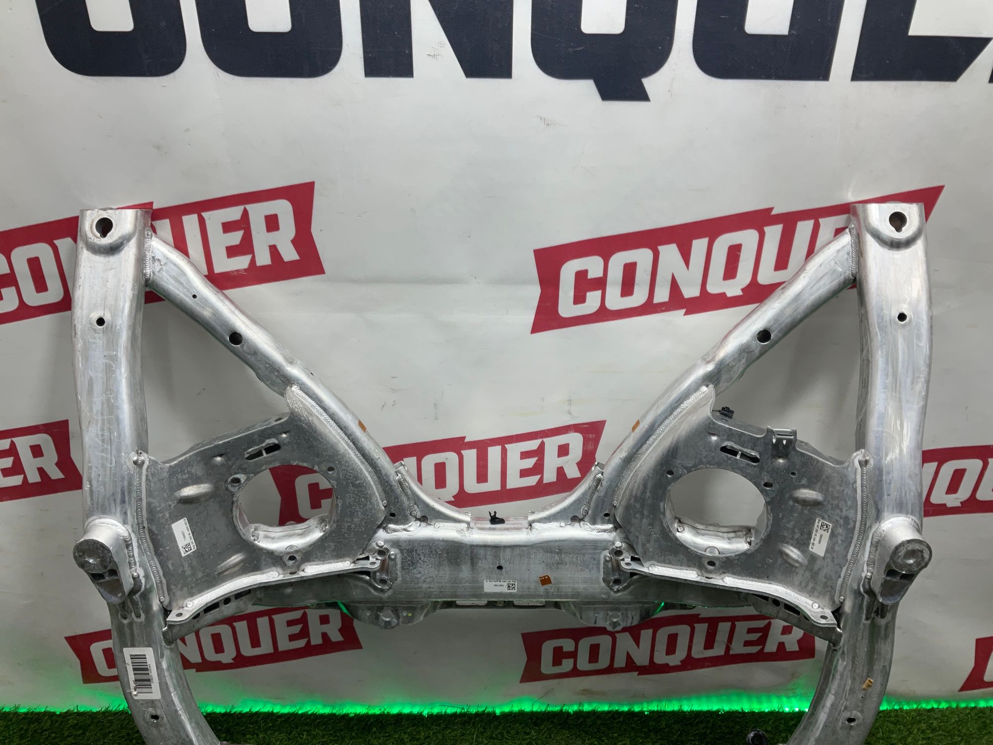 https://ycs.partsauto.market/partsauto-images/thmbs/userImages/h353NjtZg3VDP19b5HMt7LlpbQ93/part/df0ebaa1-274e-405d-acd4-243ffb0c2c6c_1744190883184.jpg