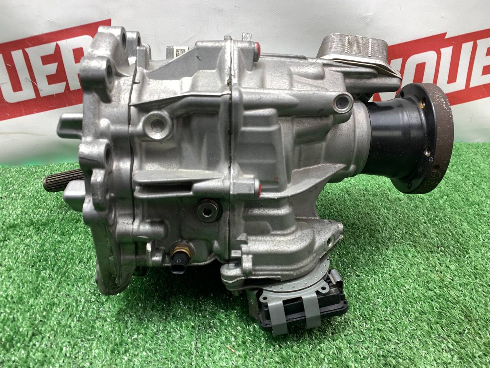 Раздатка Mercedes-Benz W213 63 AMG, 200000 рублей, Москва