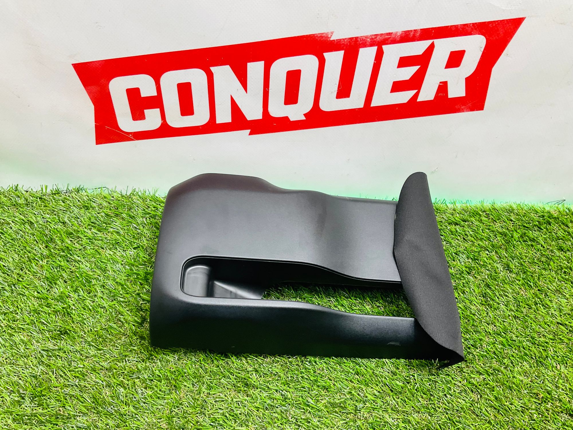 https://ycs.partsauto.market/partsauto-images/thmbs/userImages/h353NjtZg3VDP19b5HMt7LlpbQ93/part/df26224b-af89-438c-9734-2ac5c47c1d3e_1781522831947.jpg
