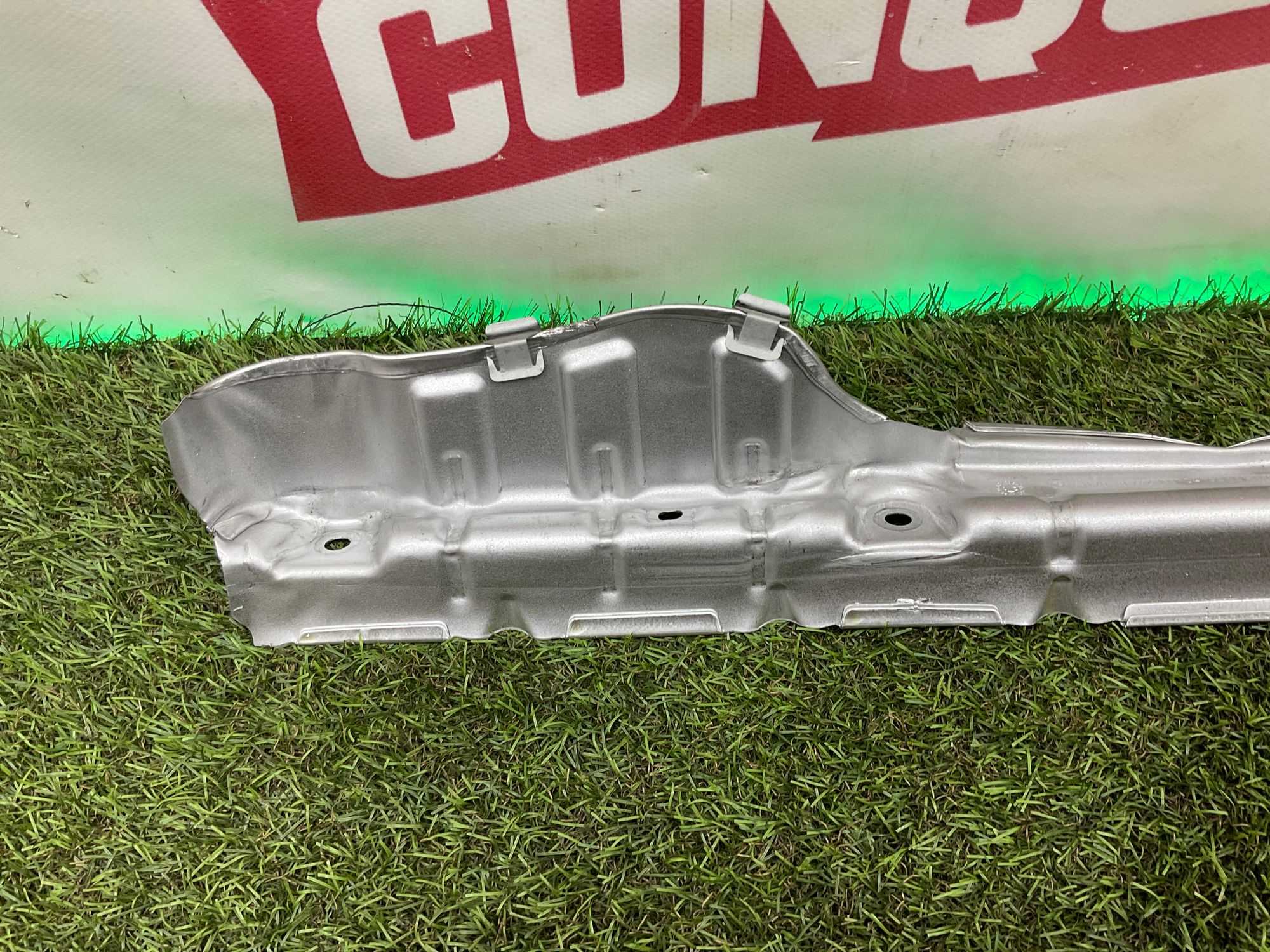 Тепловой экран выпускного коллектора B58 BMW 3 серия, G20/G21 рестайлинг, 5000 рублей, Москва