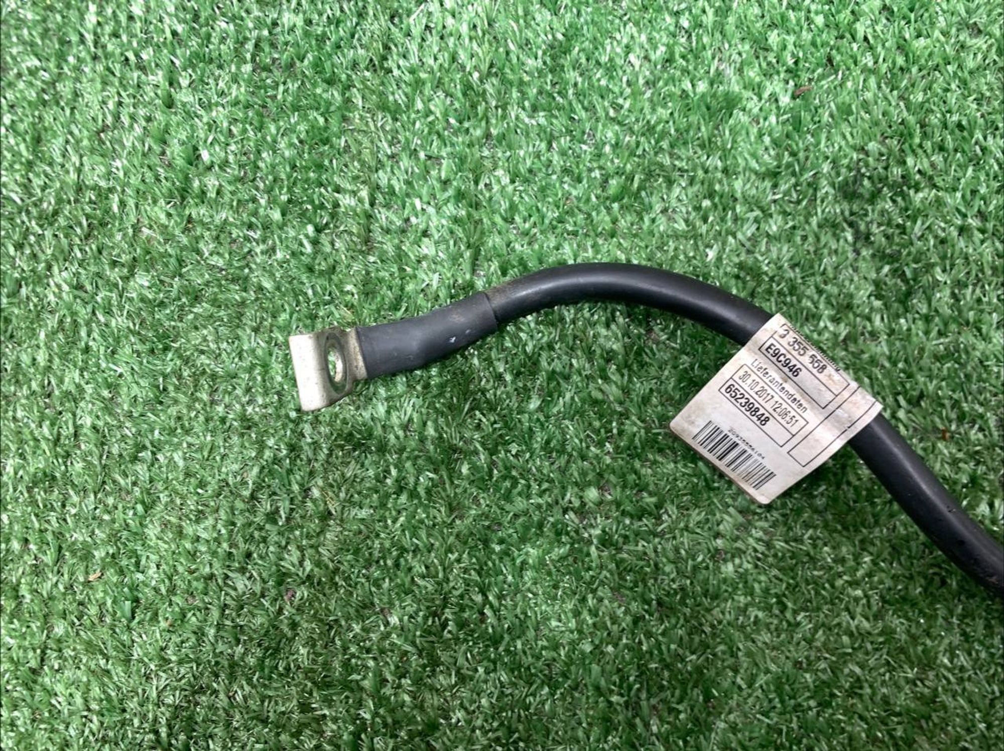 https://ycs.partsauto.market/partsauto-images/thmbs/userImages/h353NjtZg3VDP19b5HMt7LlpbQ93/part/df44a603-3702-4e19-8f2a-13f0063d012b_1730469994961.jpg