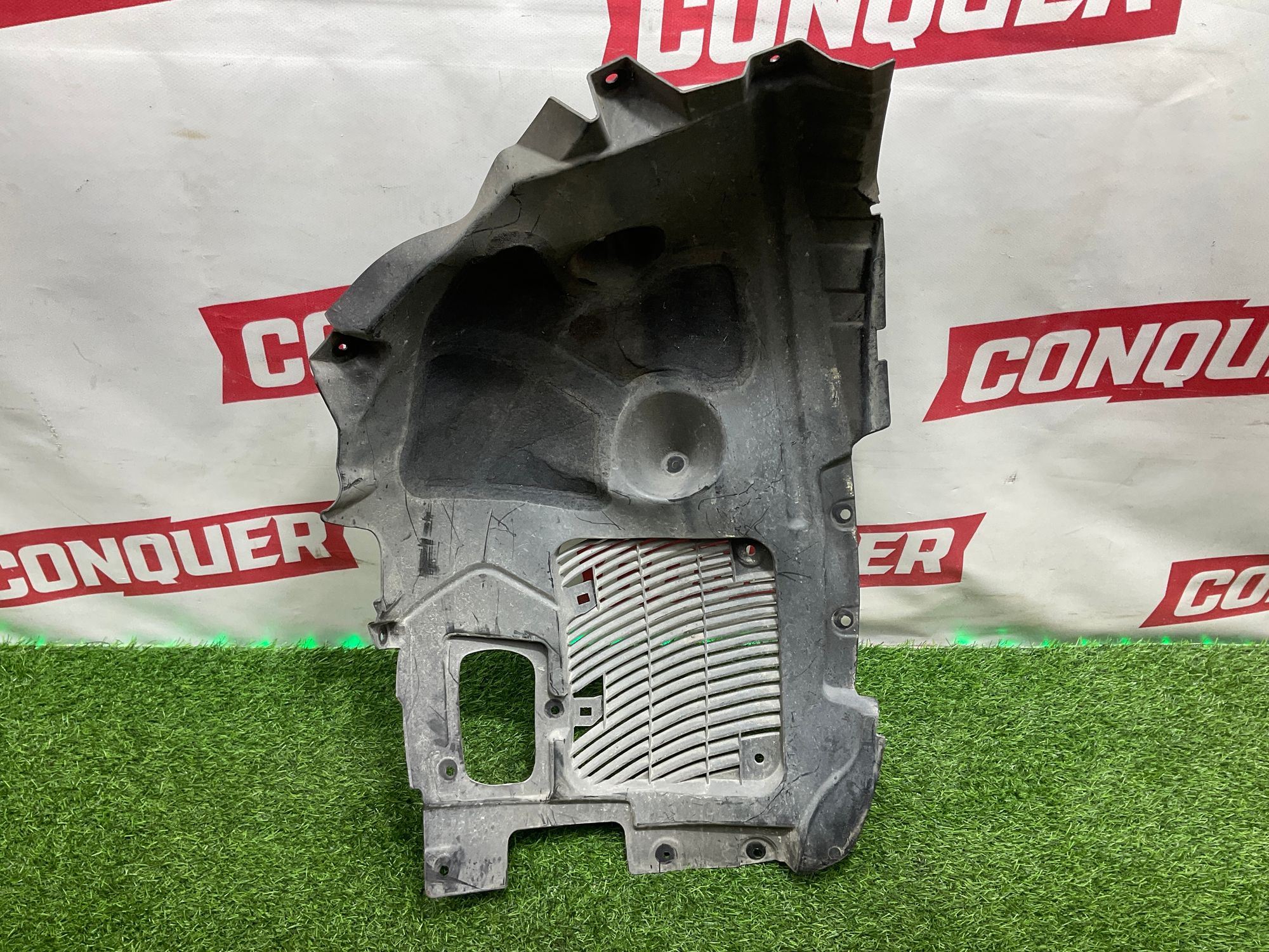 https://ycs.partsauto.market/partsauto-images/thmbs/userImages/h353NjtZg3VDP19b5HMt7LlpbQ93/part/df52de9d-11d4-44fb-8ade-db9e9a29ca5c_1734687380306.jpg