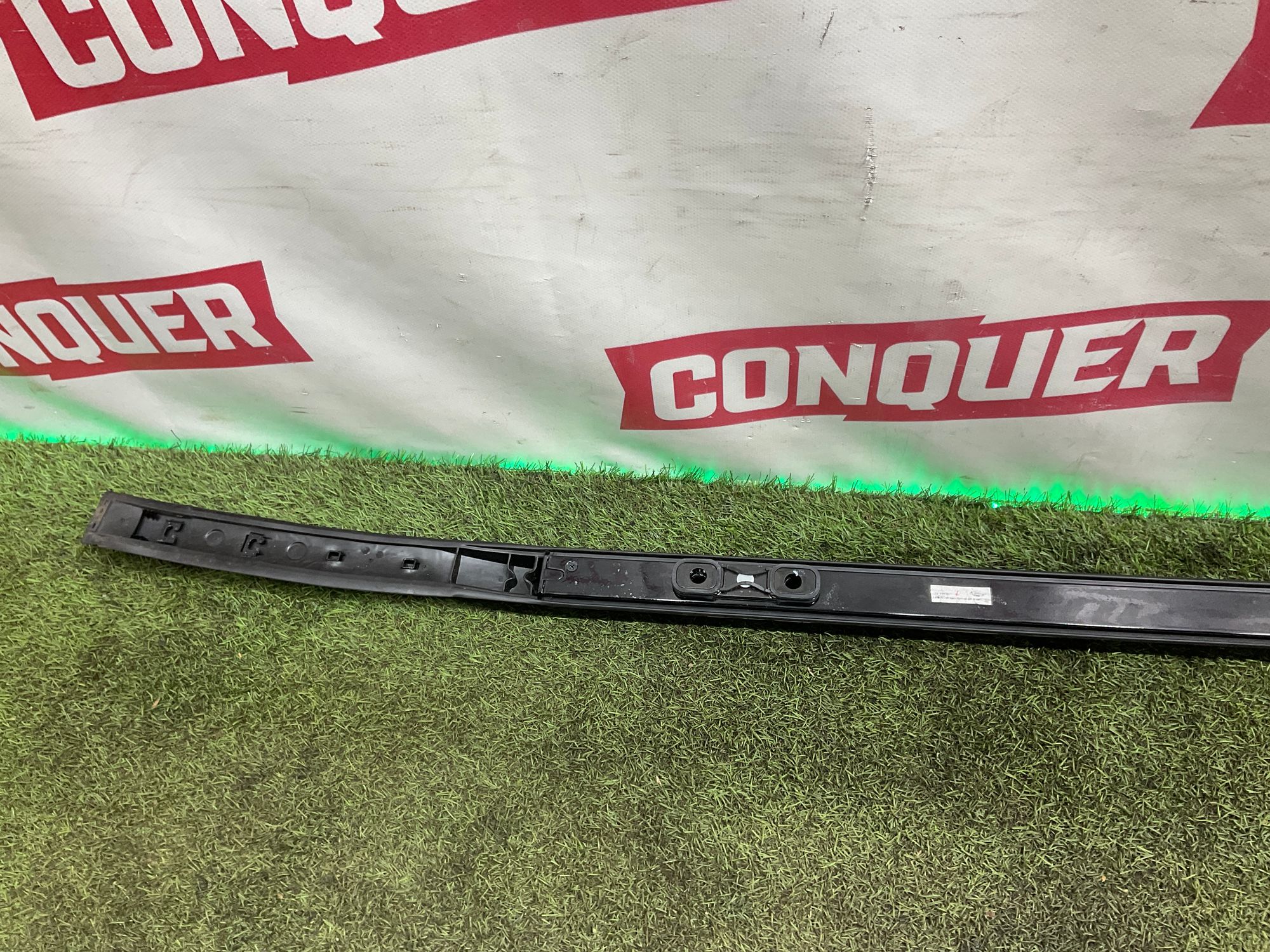 Рейлинг крыши левый Land Rover Defender II L663 2022, 25000 рублей, Москва