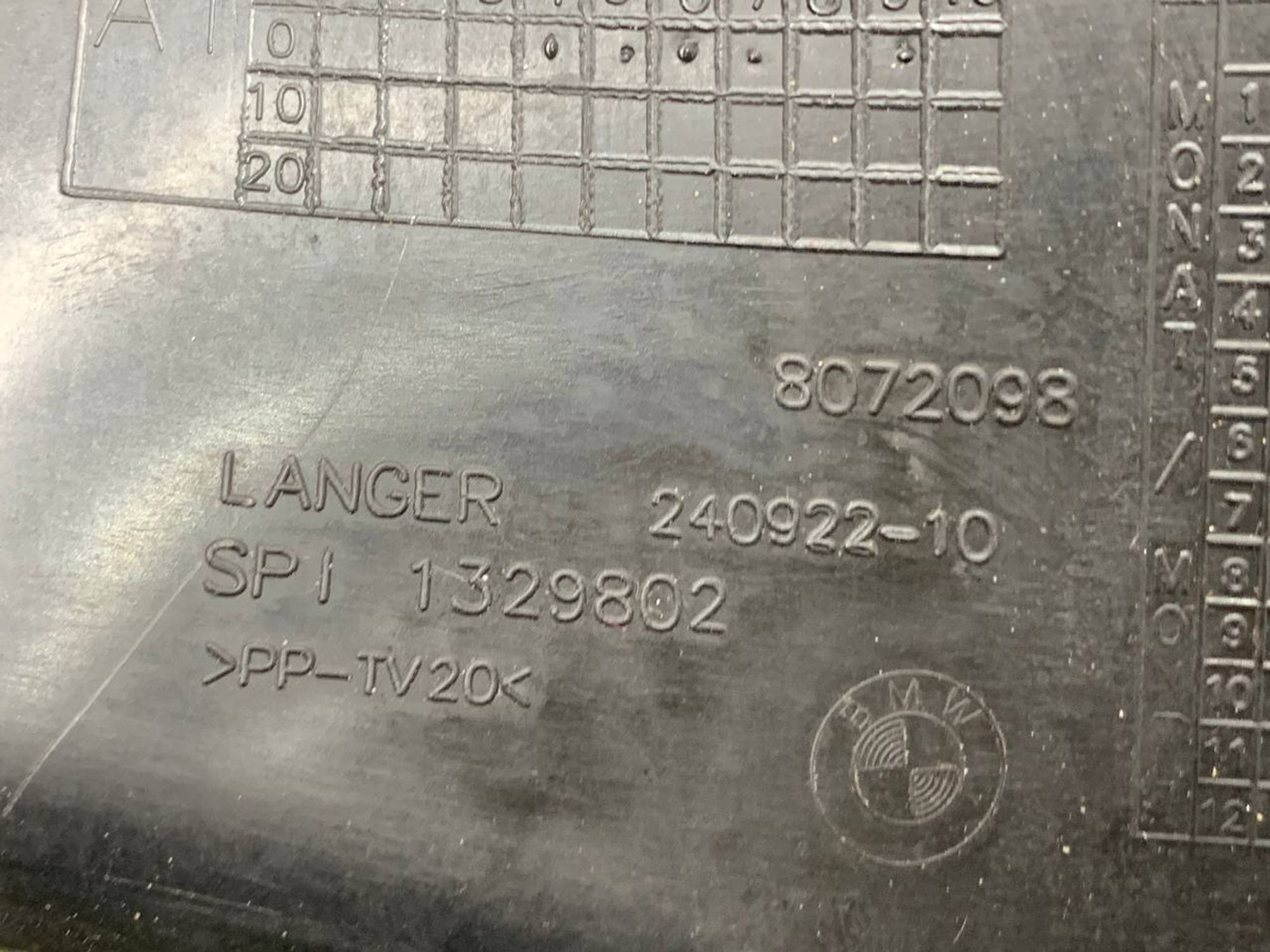 https://ycs.partsauto.market/partsauto-images/thmbs/userImages/h353NjtZg3VDP19b5HMt7LlpbQ93/part/df6eb3b5-41f8-45ff-9400-9ec99aa6905d_1716204590866.jpg