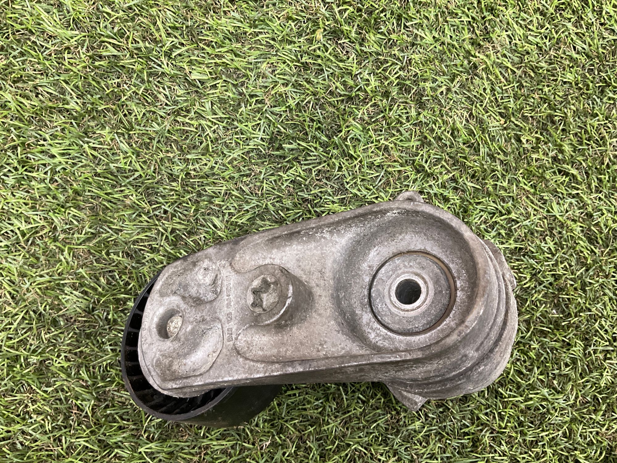 Ролик натяжителя ремня  N55 BMW 5 серия, F10/F11/F07 рестайлинг, 1000 рублей, Москва