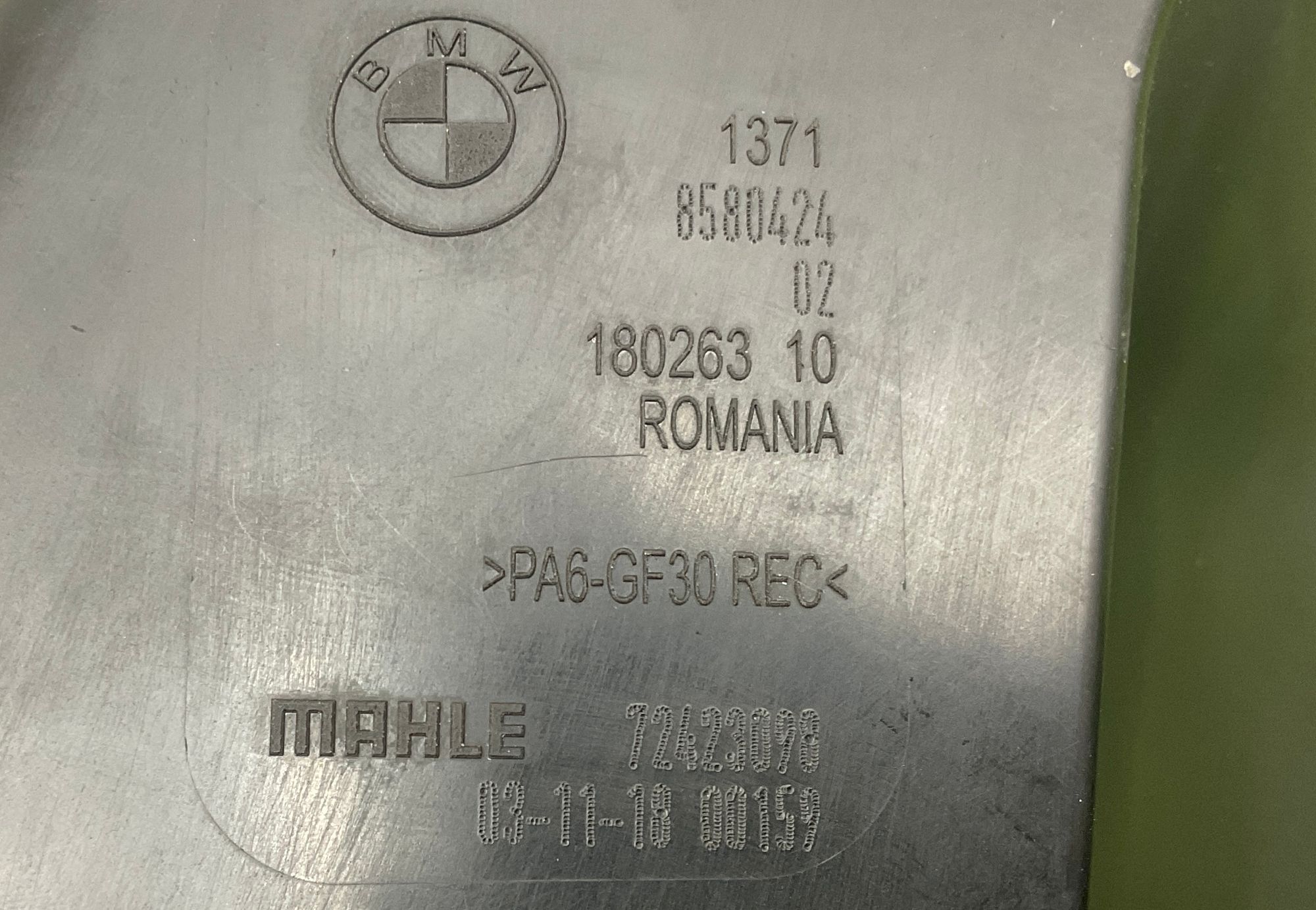 https://ycs.partsauto.market/partsauto-images/thmbs/userImages/h353NjtZg3VDP19b5HMt7LlpbQ93/part/df7e34e5-bc5b-44e8-a3b0-9559fb18f0f1_1747233472213.jpg