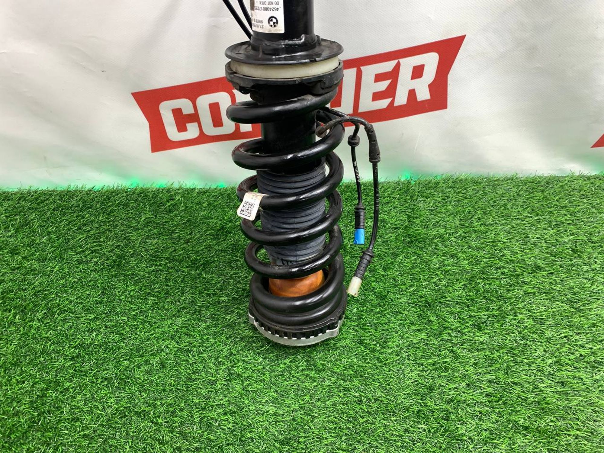 https://ycs.partsauto.market/partsauto-images/thmbs/userImages/h353NjtZg3VDP19b5HMt7LlpbQ93/part/e0c96717-c7c6-4aaf-8c25-ddaf2cc4b9bd_1733227164989.jpg