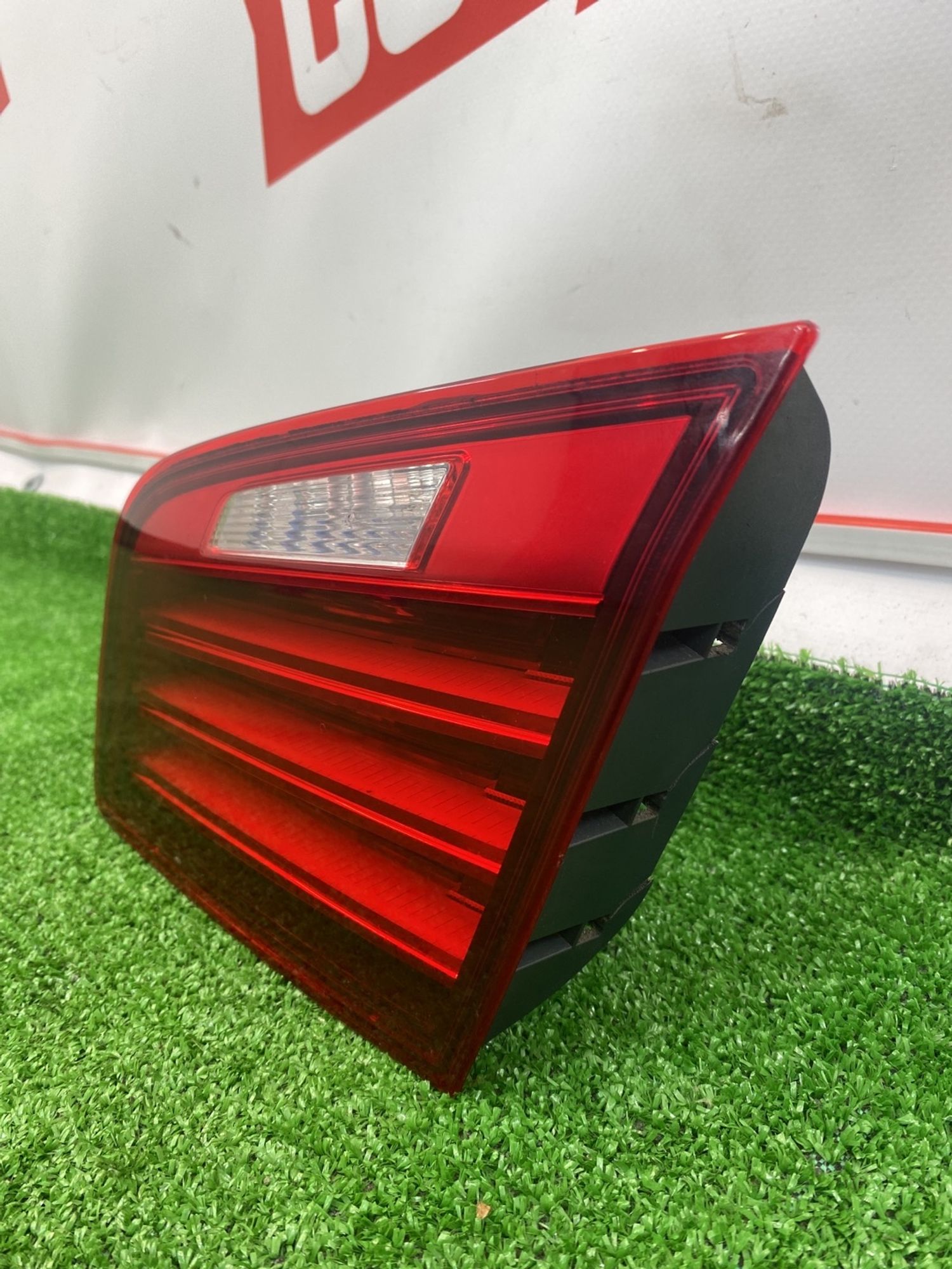 https://ycs.partsauto.market/partsauto-images/thmbs/userImages/h353NjtZg3VDP19b5HMt7LlpbQ93/part/e0d0440b-a483-4cad-a46d-725f574733e5_1742559346907.jpg
