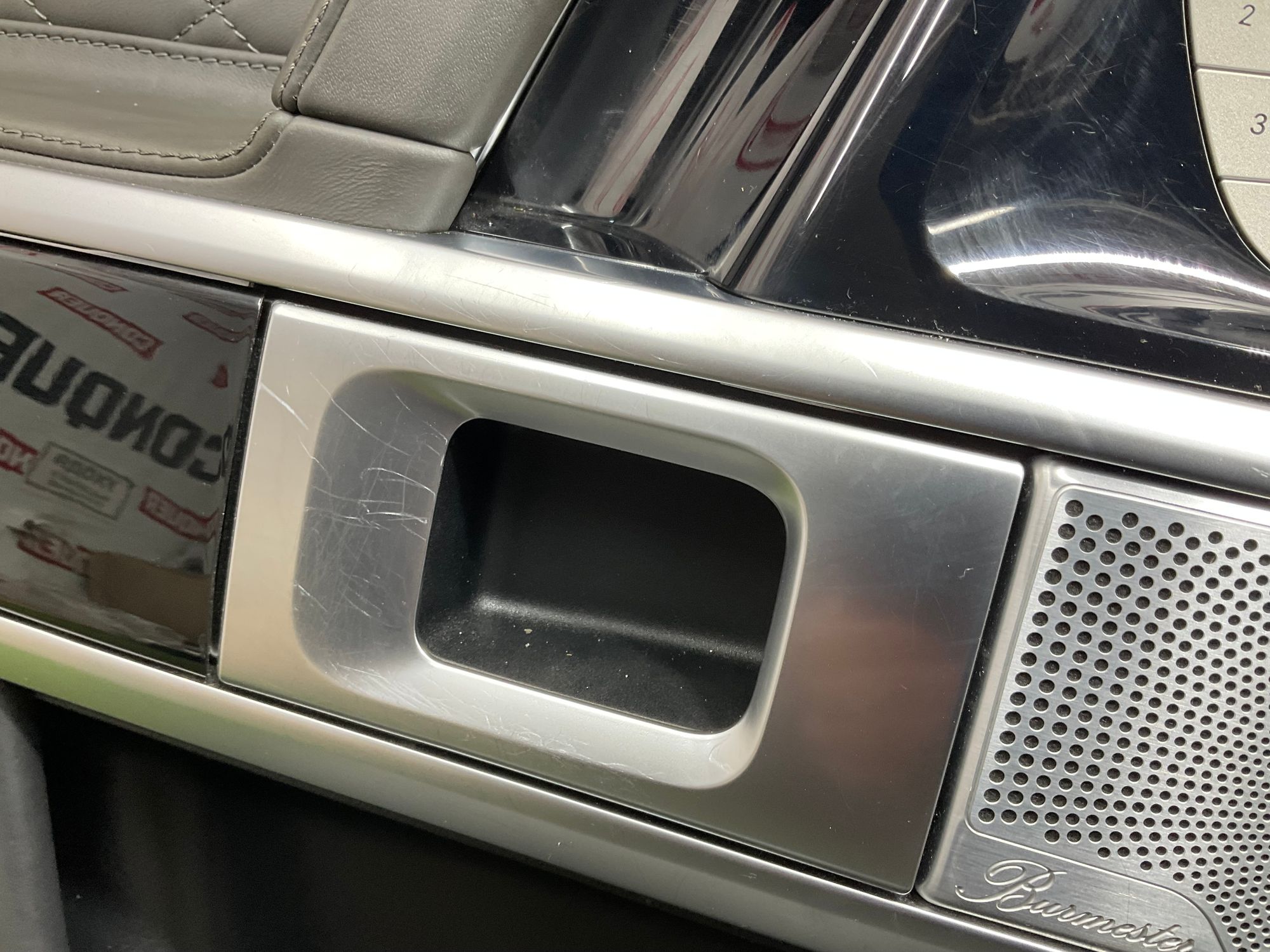 https://ycs.partsauto.market/partsauto-images/thmbs/userImages/h353NjtZg3VDP19b5HMt7LlpbQ93/part/e0d5ecc8-4c7f-4dc1-96c3-616bdd0217ad_1789716678203.jpg