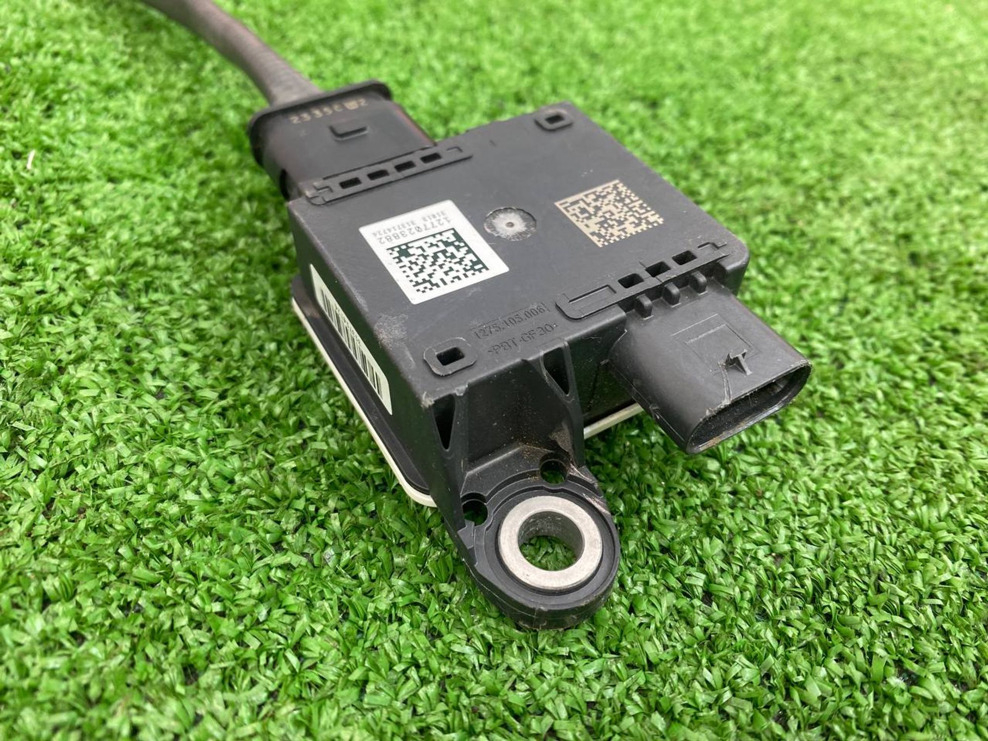 https://ycs.partsauto.market/partsauto-images/thmbs/userImages/h353NjtZg3VDP19b5HMt7LlpbQ93/part/e0d67e08-f955-4a57-90a7-8c5df8711b2d_1743775197859.jpg