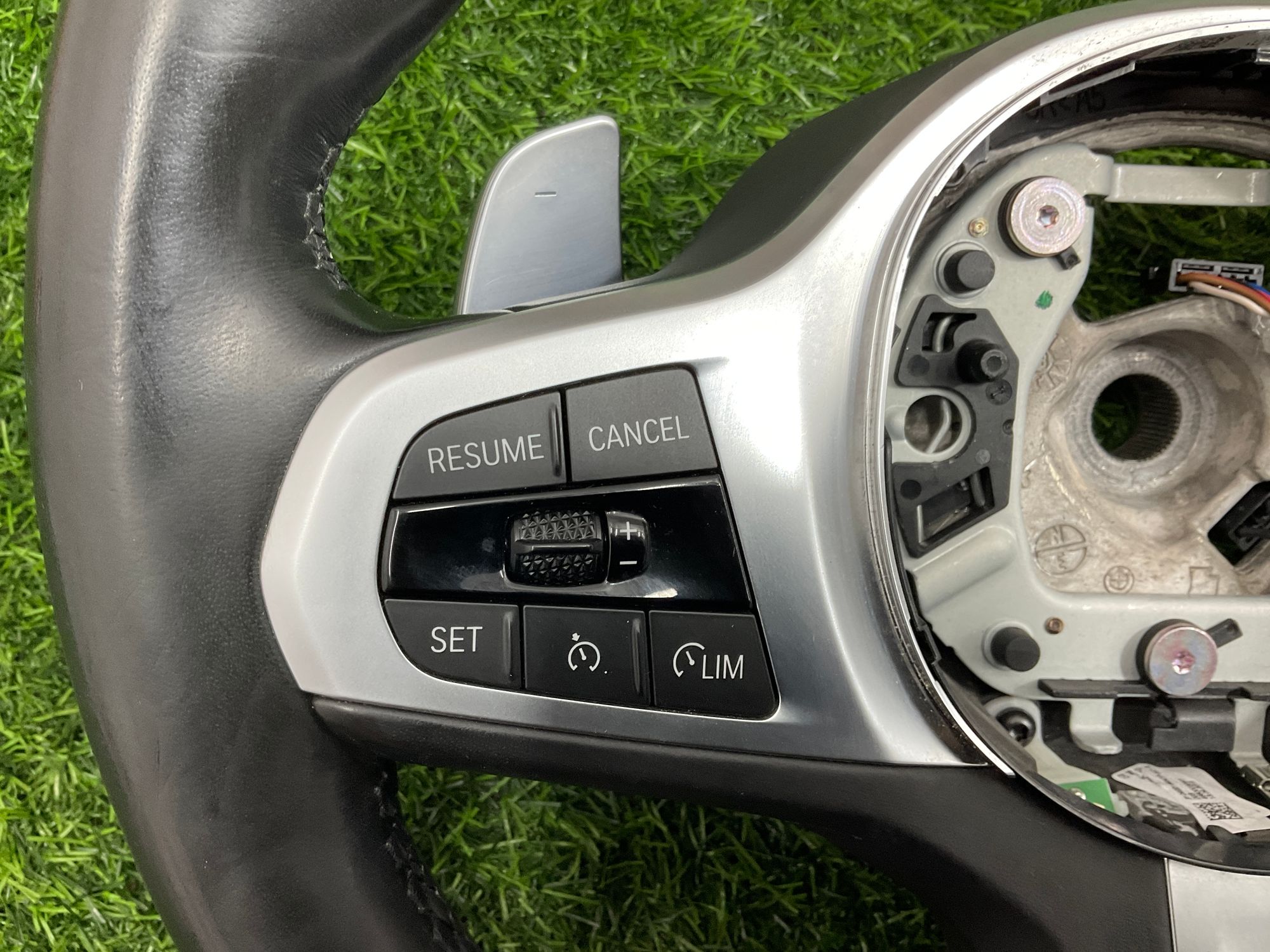 https://ycs.partsauto.market/partsauto-images/thmbs/userImages/h353NjtZg3VDP19b5HMt7LlpbQ93/part/e13cc86f-e75e-4cf7-b997-e826b195c02a_1741686576203.jpg