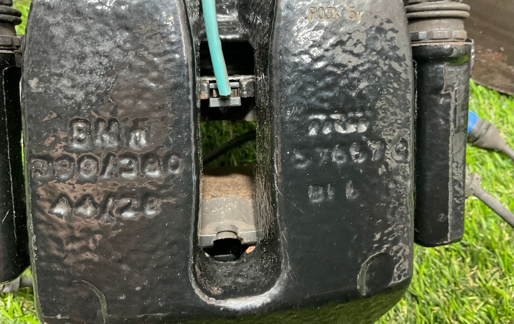 https://ycs.partsauto.market/partsauto-images/thmbs/userImages/h353NjtZg3VDP19b5HMt7LlpbQ93/part/e1836a4b-4802-409c-af3c-db0090f1d562_1784366572260.jpg