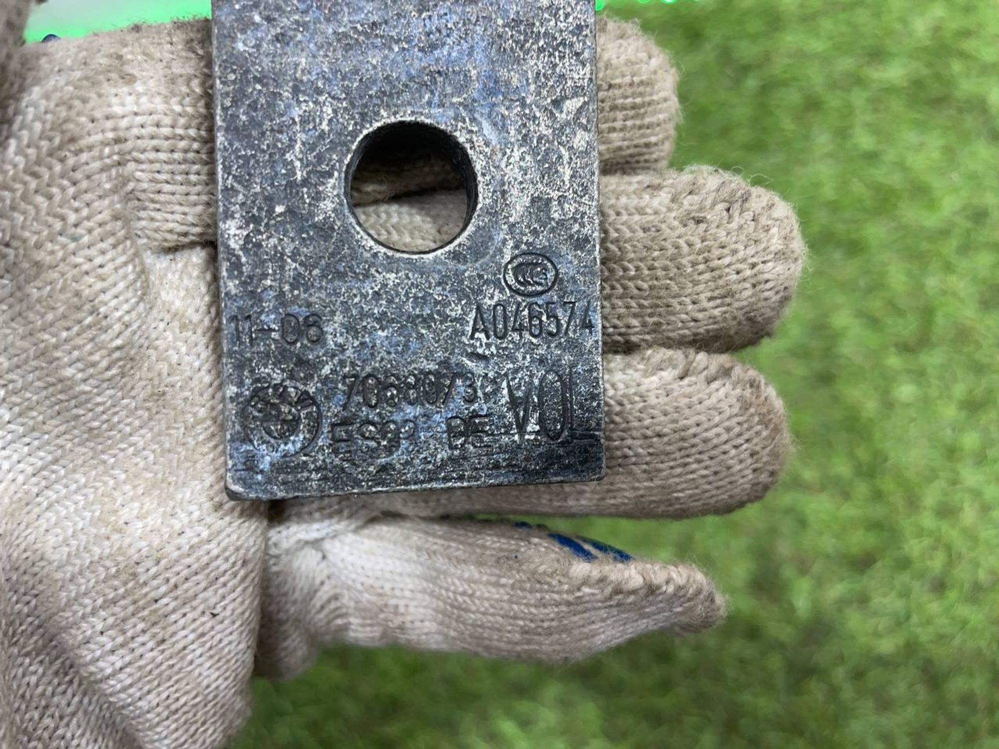 Петля двери передняя левая BMW X5 E70, 1500 рублей, Москва