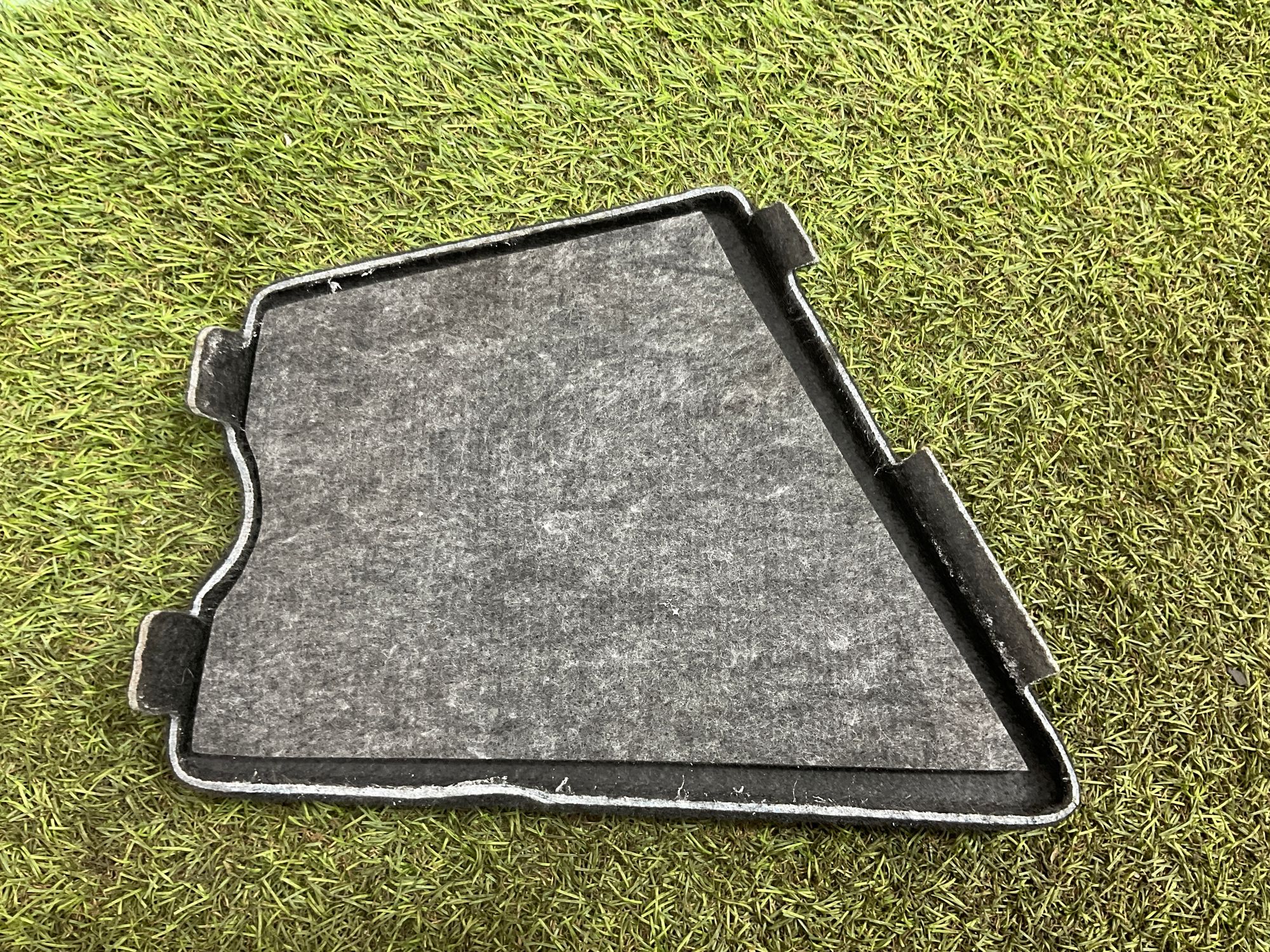 Обшивка багажника левая BMW M8 F92 2019, 1000 рублей, Москва