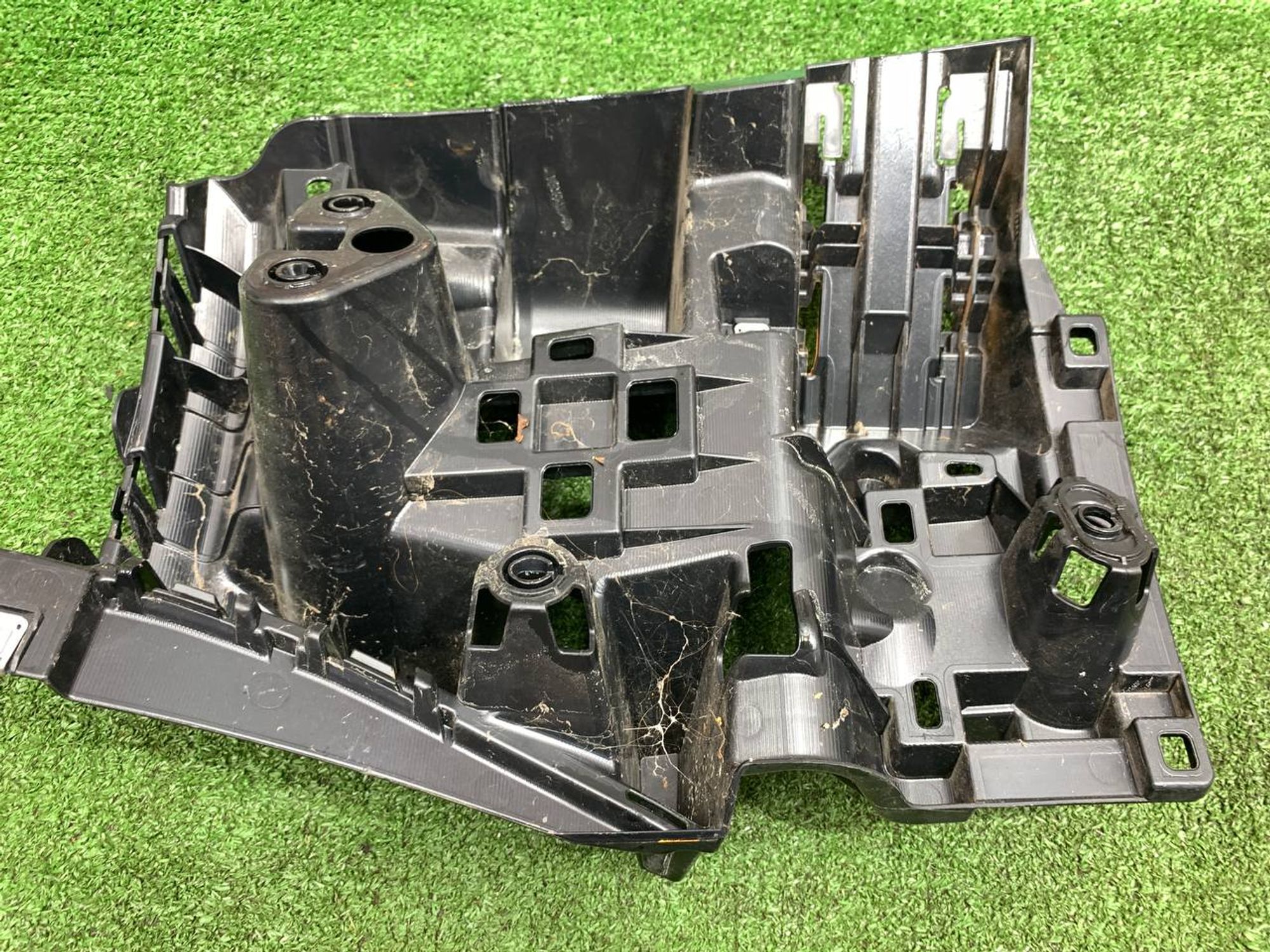 https://ycs.partsauto.market/partsauto-images/thmbs/userImages/h353NjtZg3VDP19b5HMt7LlpbQ93/part/e25a0044-4e6f-4311-86ba-ceb5dfcf170c_1724686987669.jpg