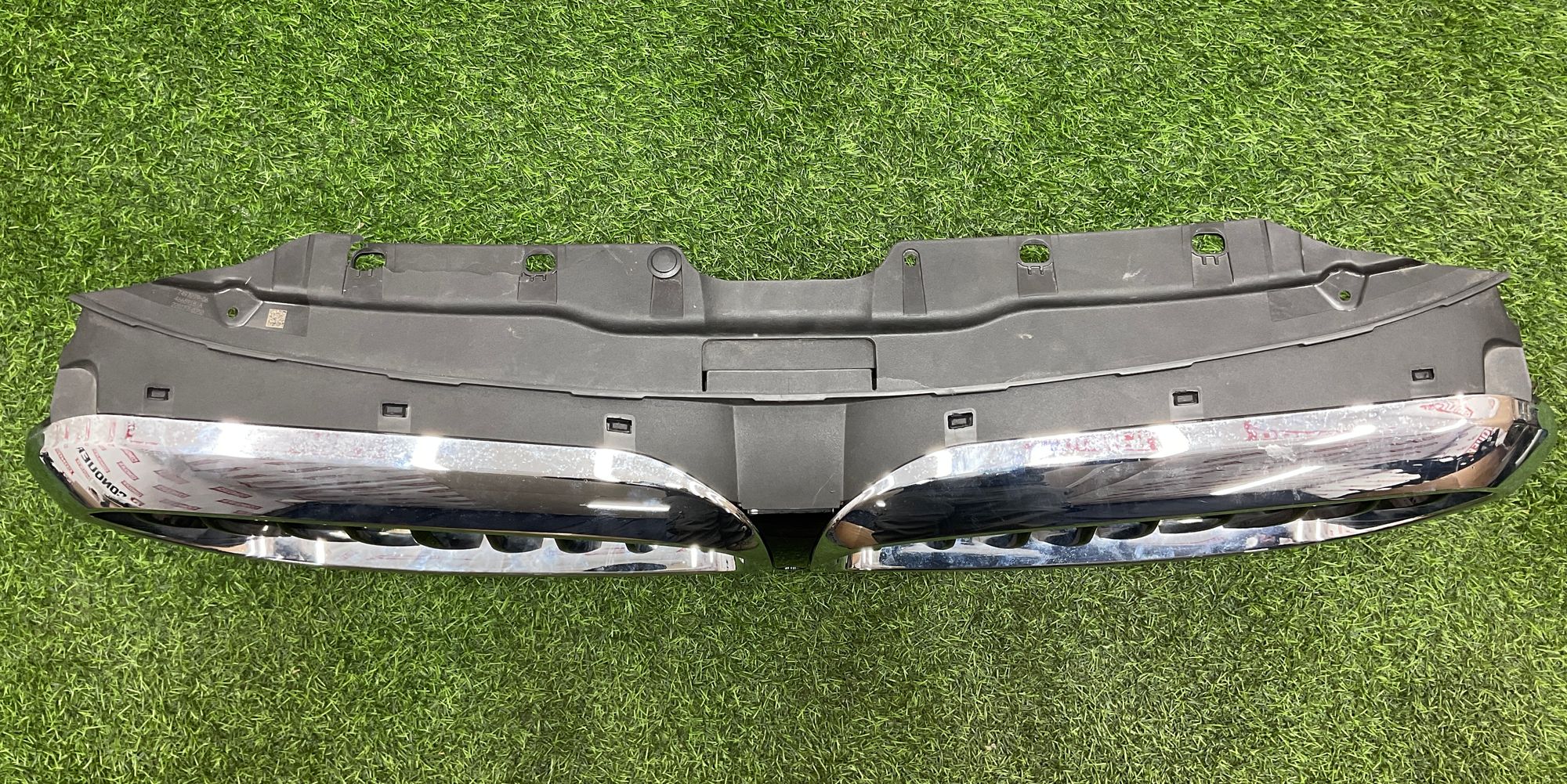 https://ycs.partsauto.market/partsauto-images/thmbs/userImages/h353NjtZg3VDP19b5HMt7LlpbQ93/part/e2936b79-1f21-449b-9e2e-790060d6837c_1734954958657.jpg
