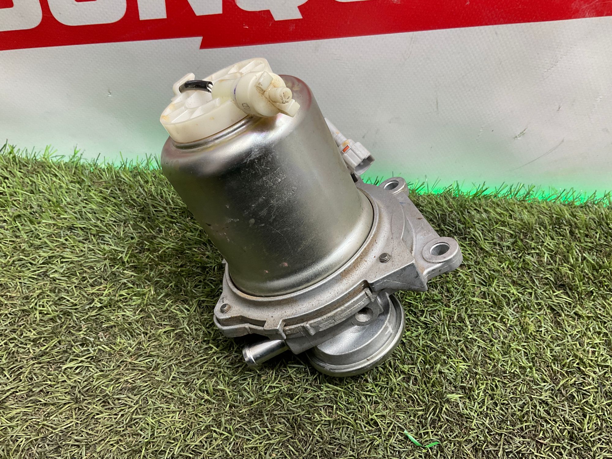 Фильтр топливный Toyota Land Cruiser 200 рестайлинг 2 (2015—2023) 2021, 10000 рублей, Москва