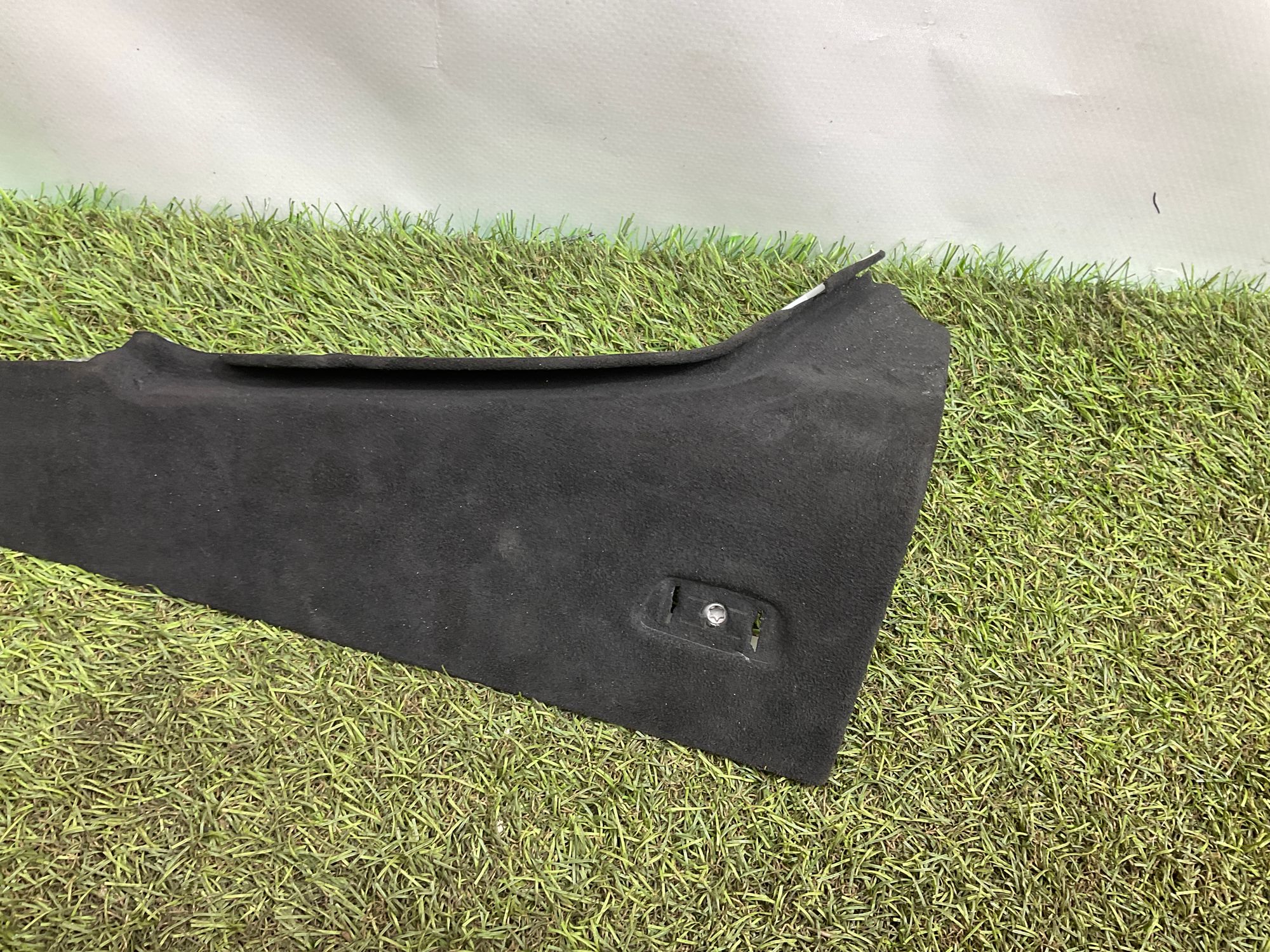 Обшивка задней стойки правая BMW M8 F92 2019, 3000 рублей, Москва