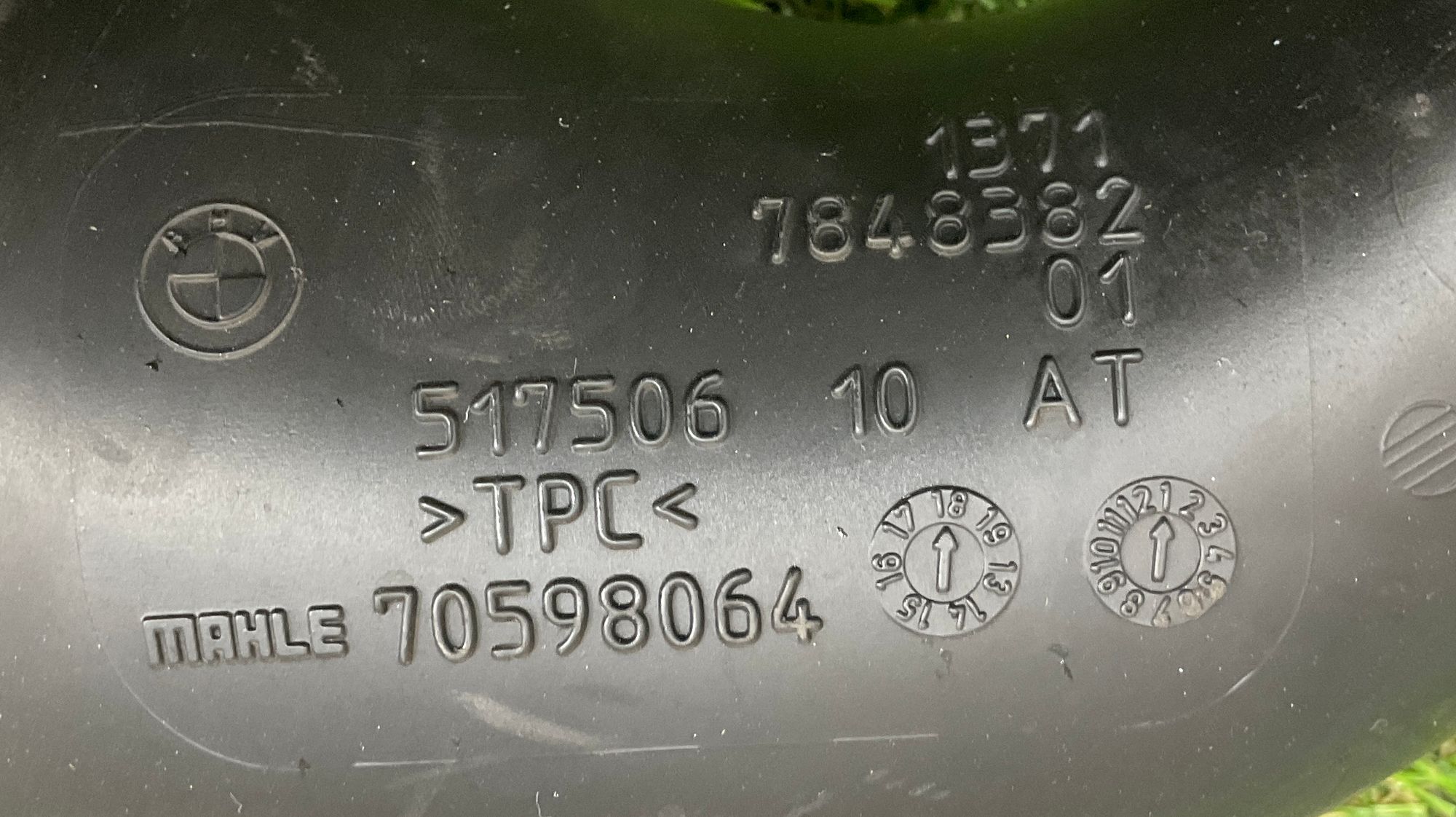 https://ycs.partsauto.market/partsauto-images/thmbs/userImages/h353NjtZg3VDP19b5HMt7LlpbQ93/part/e3ac42e4-f229-47aa-b672-219a259e2fe6_1746707800326.jpg