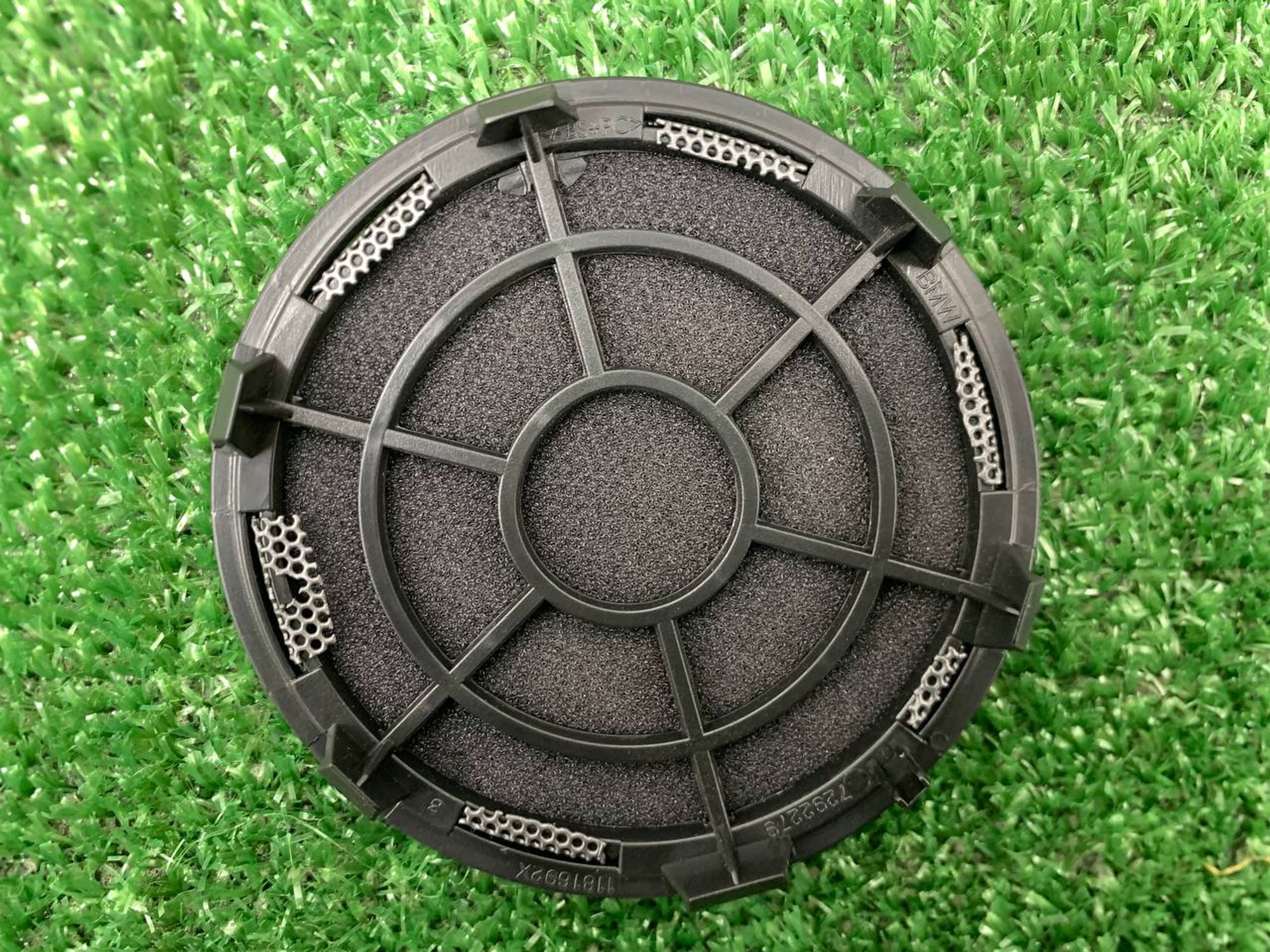 https://ycs.partsauto.market/partsauto-images/thmbs/userImages/h353NjtZg3VDP19b5HMt7LlpbQ93/part/e3f682ad-9399-4838-9b23-bb4071c04e08_1728463693284.jpg