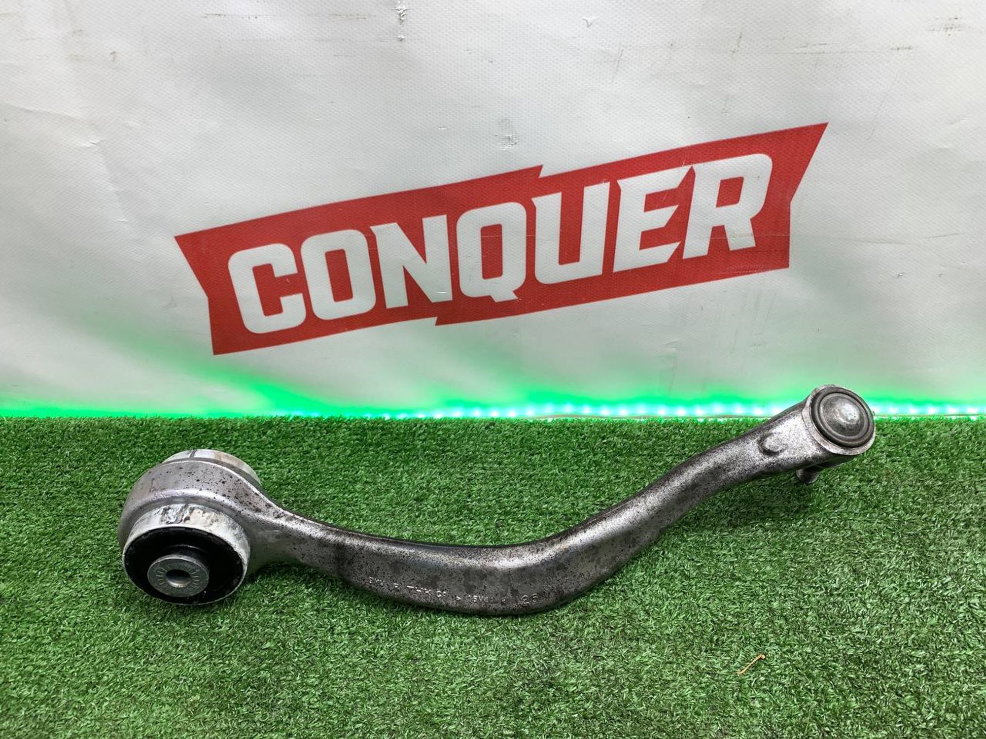 https://ycs.partsauto.market/partsauto-images/thmbs/userImages/h353NjtZg3VDP19b5HMt7LlpbQ93/part/e403943d-e804-4778-b4c3-213674d758a7_1726134819899.jpg