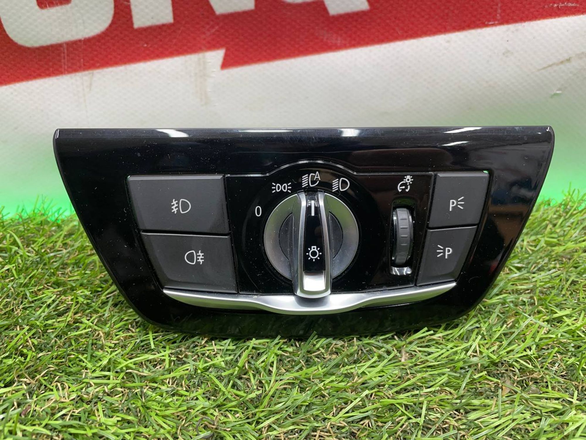 https://ycs.partsauto.market/partsauto-images/thmbs/userImages/h353NjtZg3VDP19b5HMt7LlpbQ93/part/e4085579-cc3f-49e7-8360-07ff712355ba_1709888638980.jpg