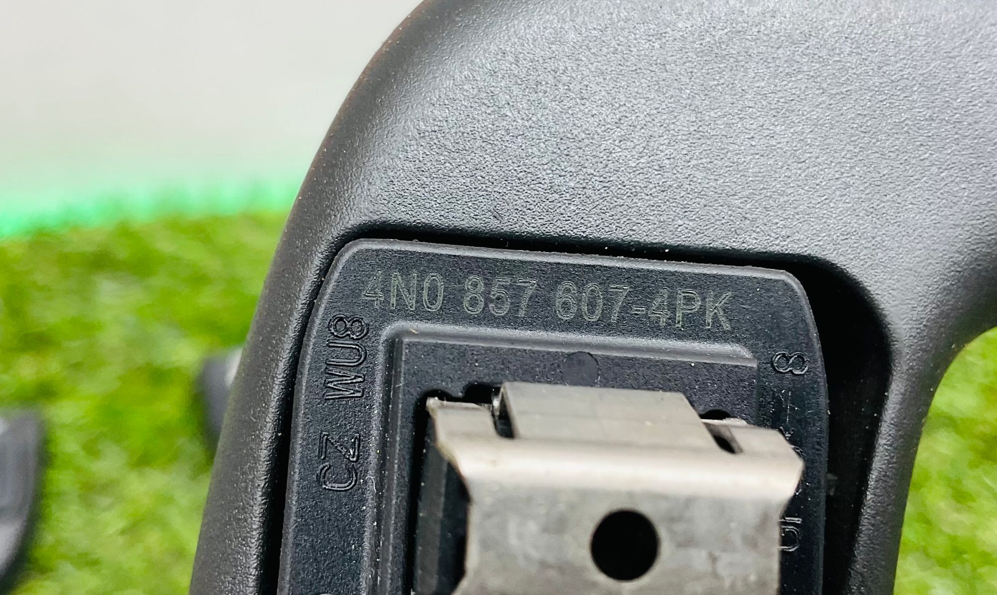 https://ycs.partsauto.market/partsauto-images/thmbs/userImages/h353NjtZg3VDP19b5HMt7LlpbQ93/part/e4b00e9a-27d6-4284-b22a-f4f04b2d10bc_1786023988630.jpg