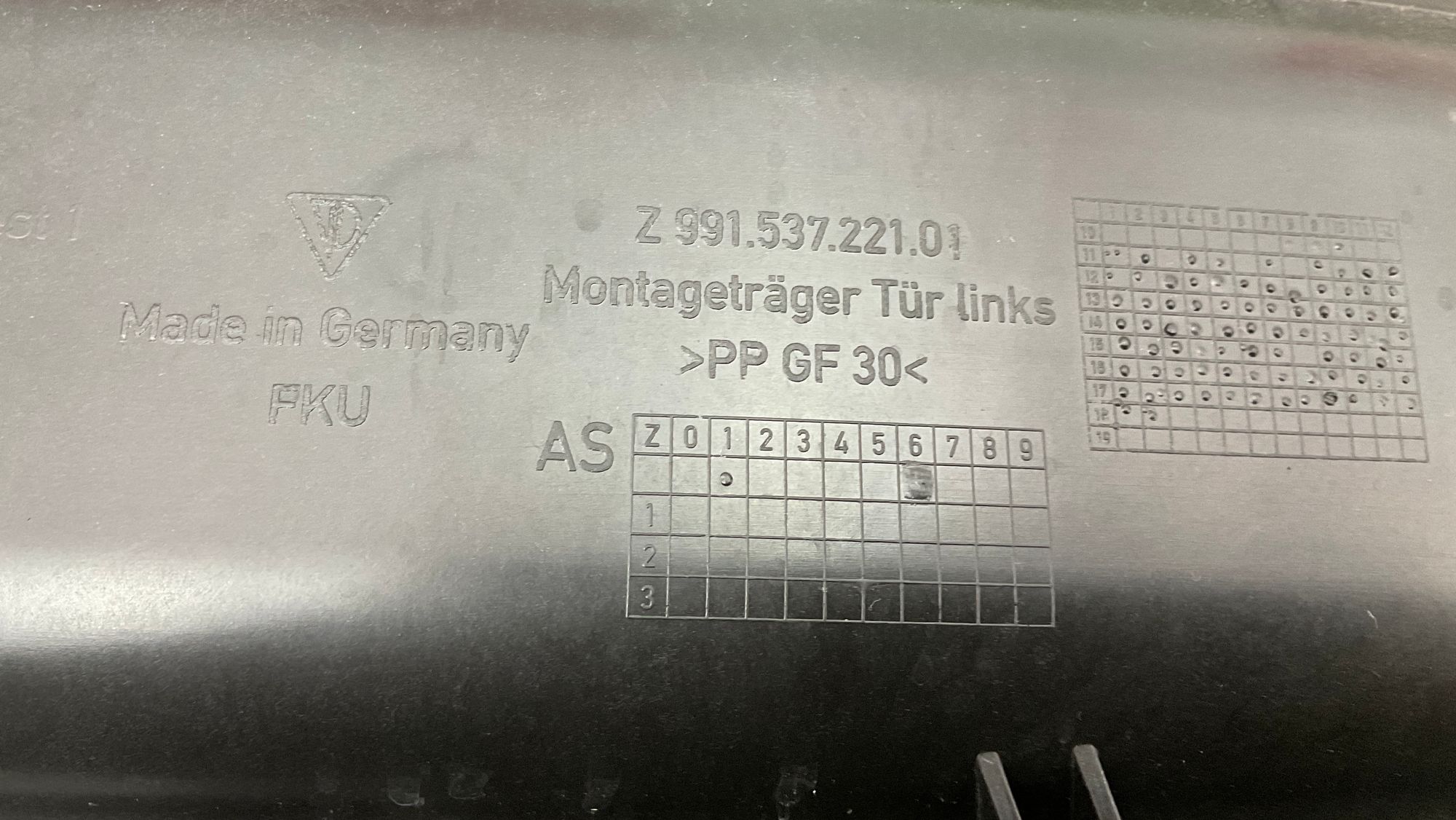 Накладка двери внутренняя левая Porsche 911 GT3 991 Рестайлинг 2018, 5000 рублей, Москва