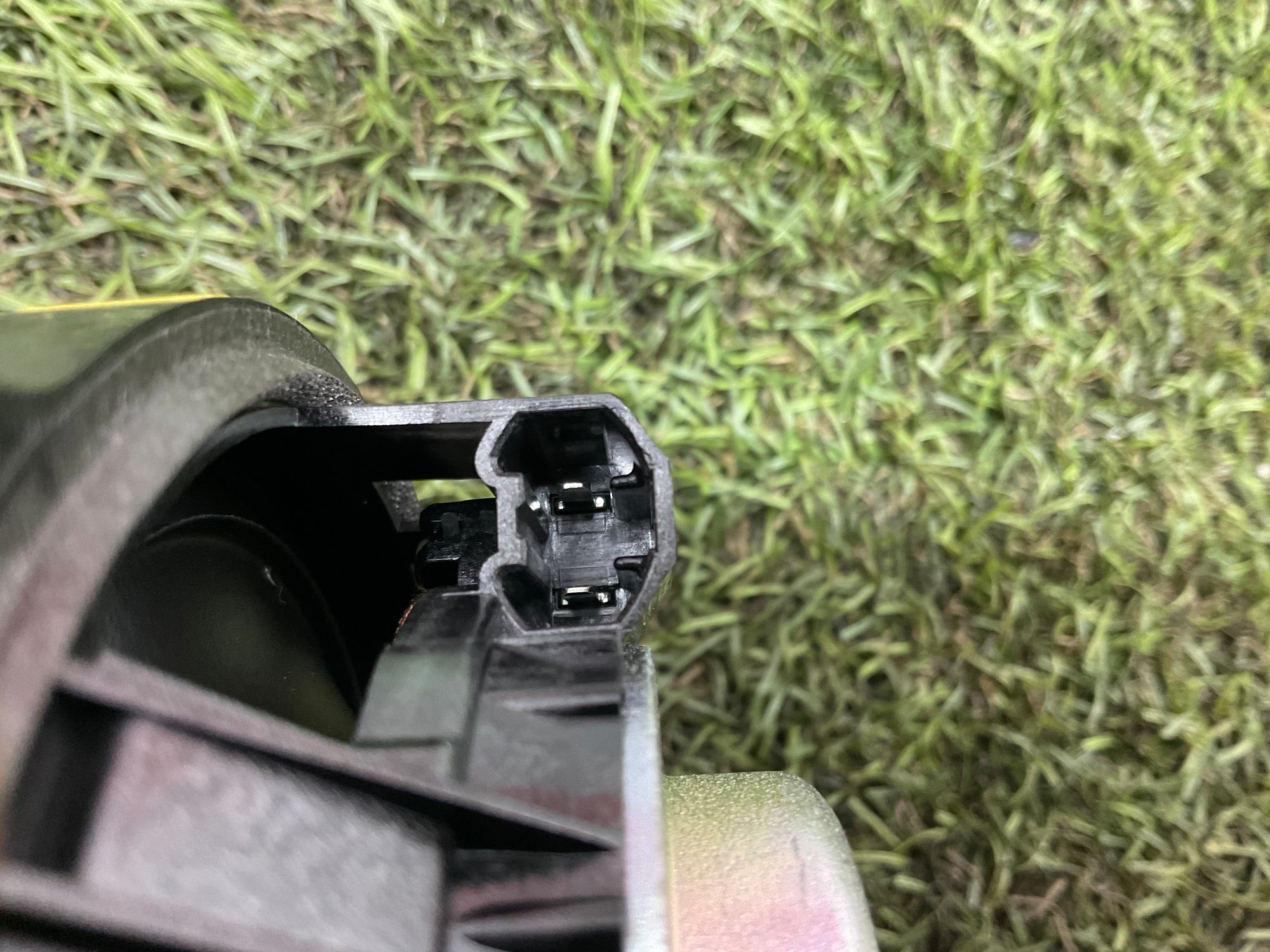 Динамик колонка Land Rover Defender, II 2023, 1000 рублей, Москва