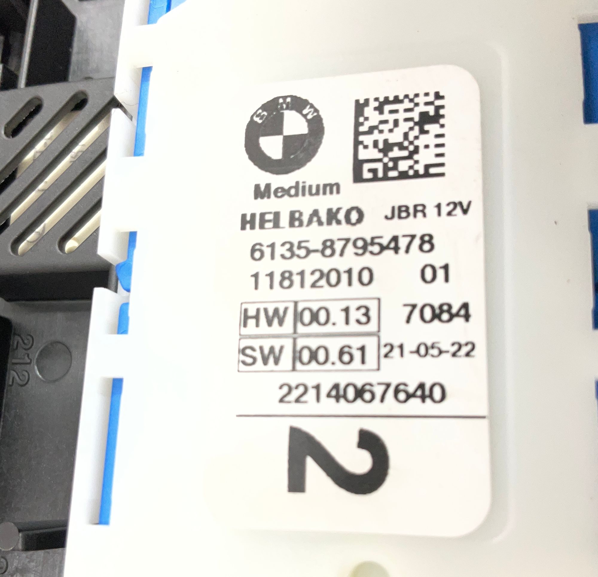 https://ycs.partsauto.market/partsauto-images/thmbs/userImages/h353NjtZg3VDP19b5HMt7LlpbQ93/part/e50a37aa-2474-4e39-a33c-236031b5e2d5_1779262707579.jpg