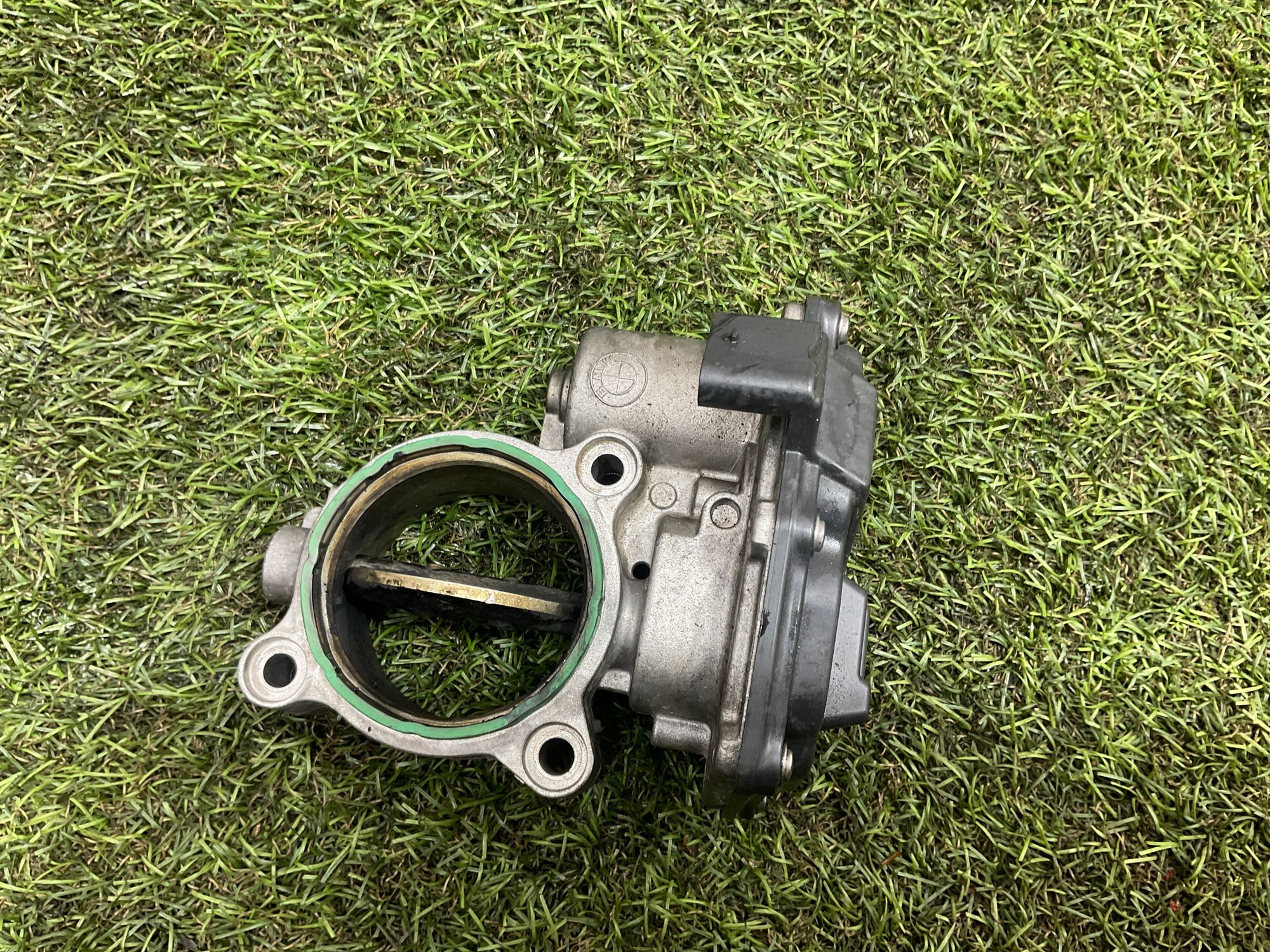 Дроссельная заслонка BMW 5 серия, F10/F11/F07 рестайлинг N57D30A, 2000 рублей, Москва