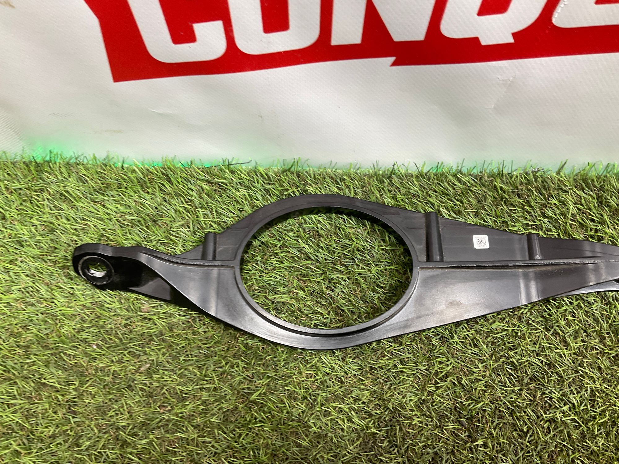 Распорка передняя левая BMW M8 F91/F92/F93 2019, 4000 рублей, Москва