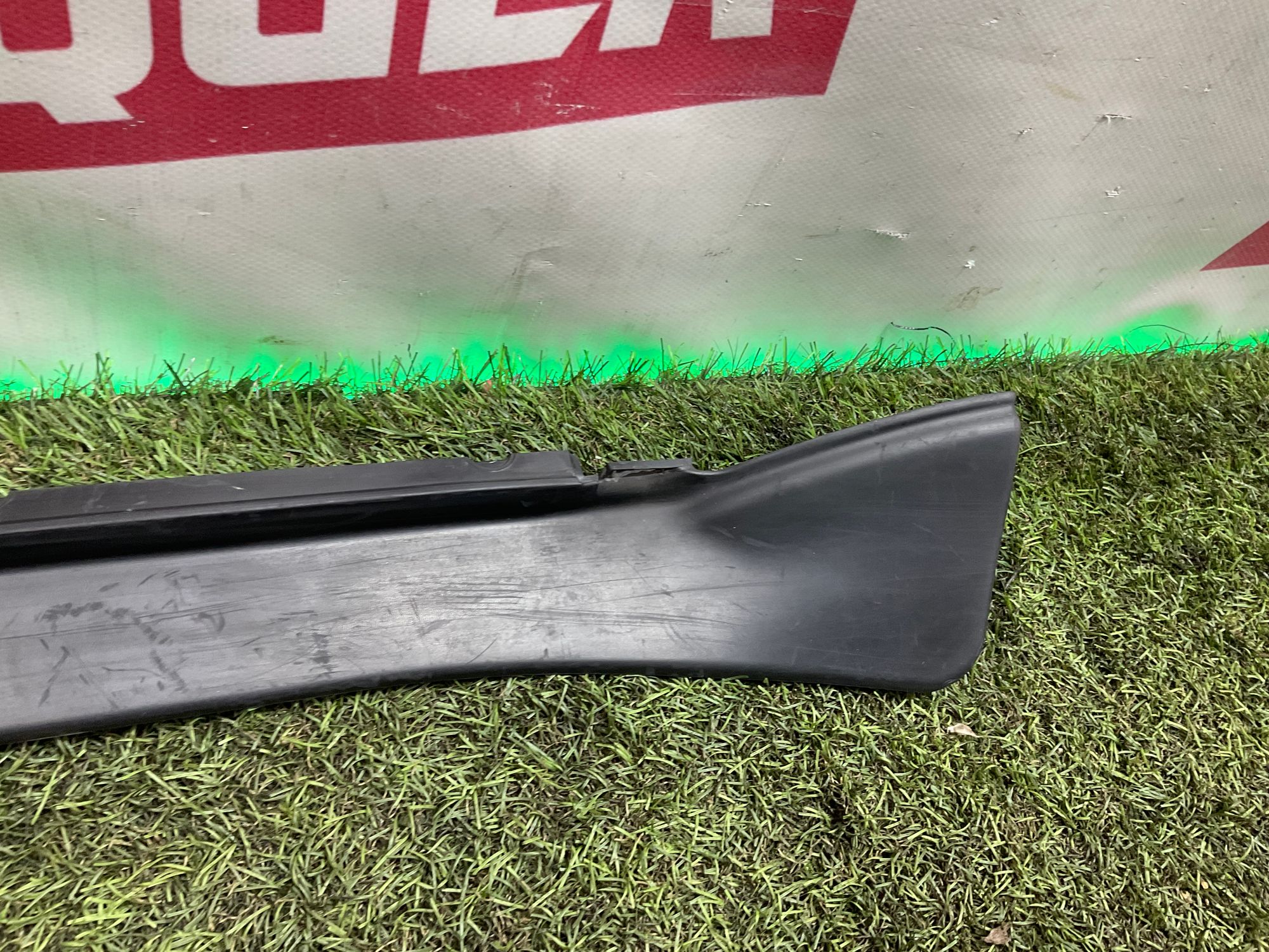 Накладка стойки кузова центральная левая Land Rover Defender L663 II 2022, 6000 рублей, Москва