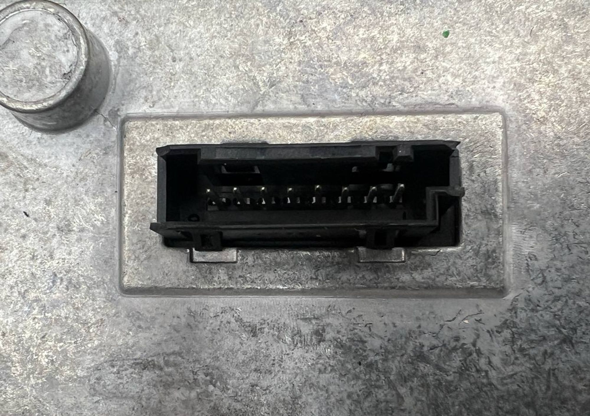 https://ycs.partsauto.market/partsauto-images/thmbs/userImages/h353NjtZg3VDP19b5HMt7LlpbQ93/part/e603abda-ecf5-4df3-b5f6-832fc3813a4d_1731076042901.jpg