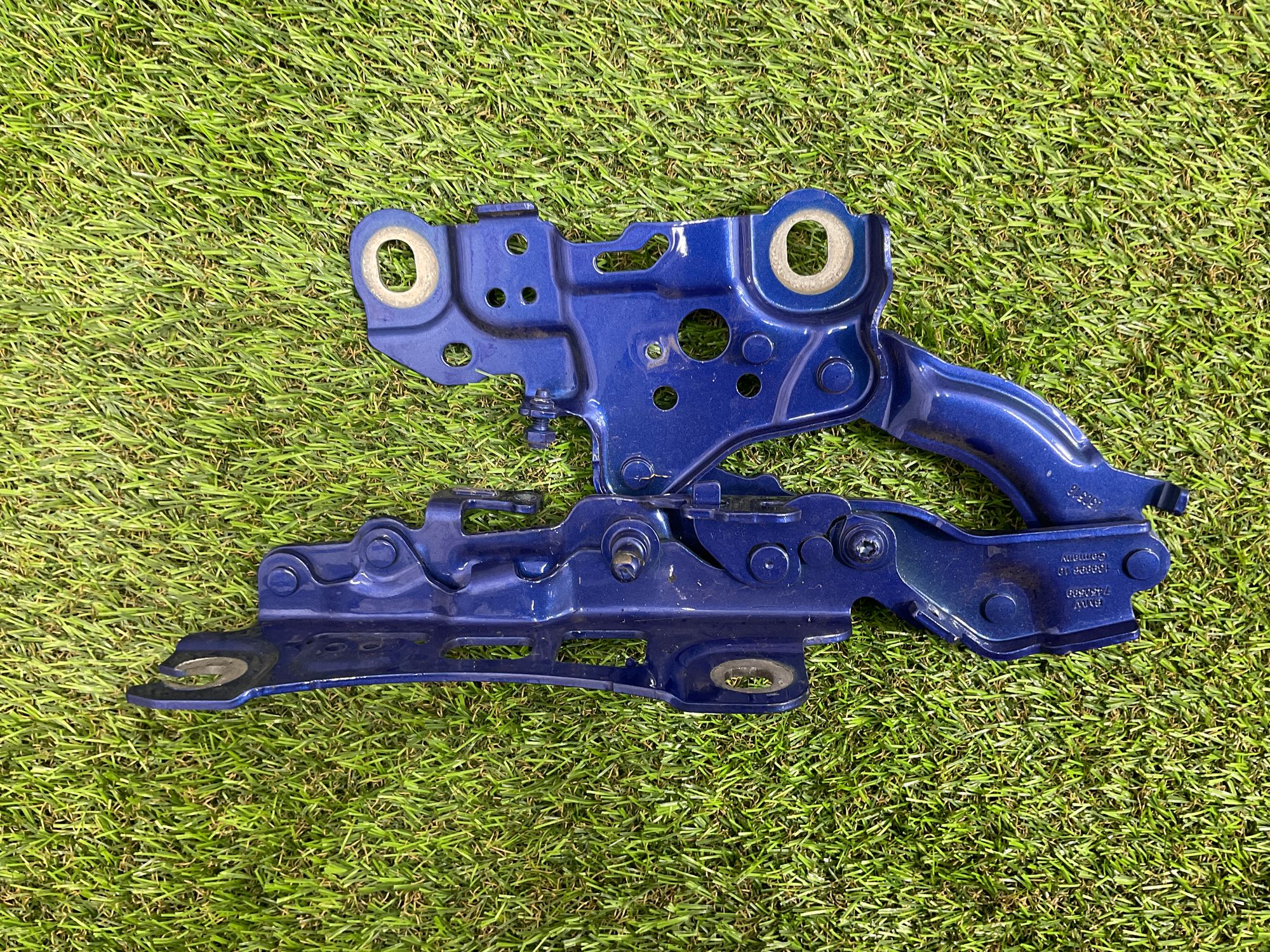 https://ycs.partsauto.market/partsauto-images/thmbs/userImages/h353NjtZg3VDP19b5HMt7LlpbQ93/part/e631733e-4f67-4d6a-9b72-4f7a5b11390f_1746697043720.jpg