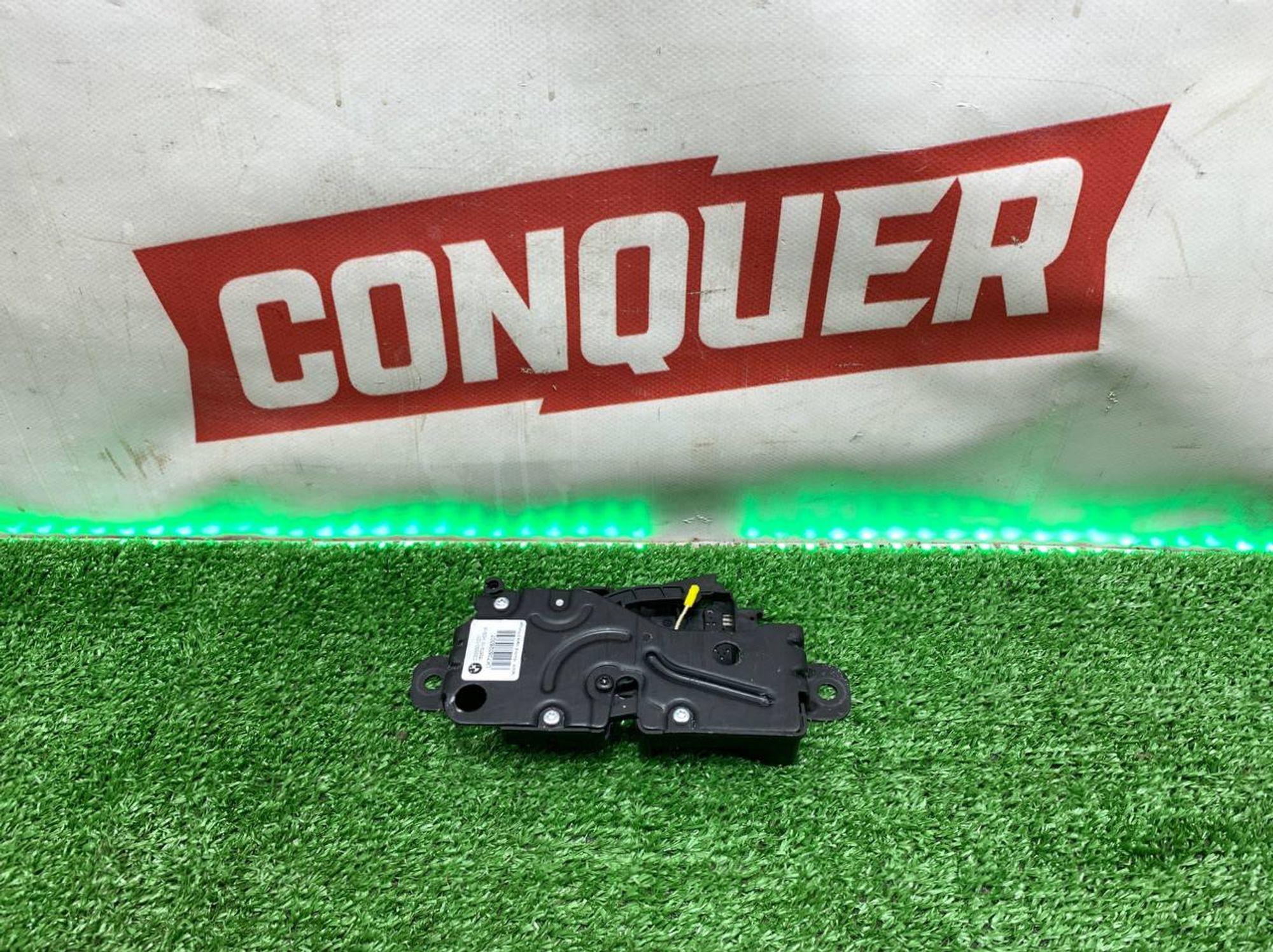 https://ycs.partsauto.market/partsauto-images/thmbs/userImages/h353NjtZg3VDP19b5HMt7LlpbQ93/part/e6446a3a-b849-40d9-bf3f-ba1f90fb4ec4_1719928715930.jpg