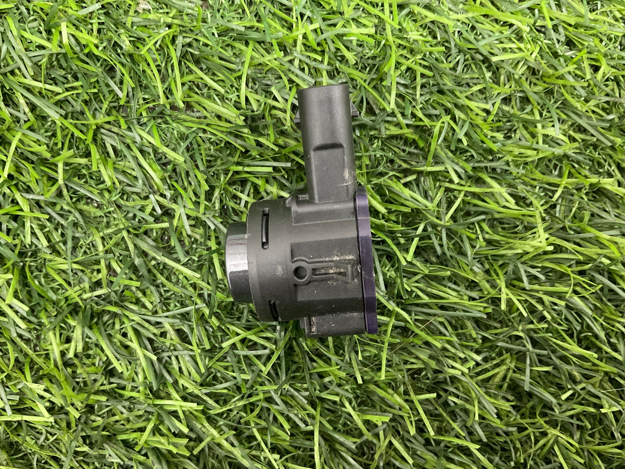 https://ycs.partsauto.market/partsauto-images/thmbs/userImages/h353NjtZg3VDP19b5HMt7LlpbQ93/part/e6bfbfbc-8137-413e-8b8b-508e353b9cb6_1744101813054.jpg