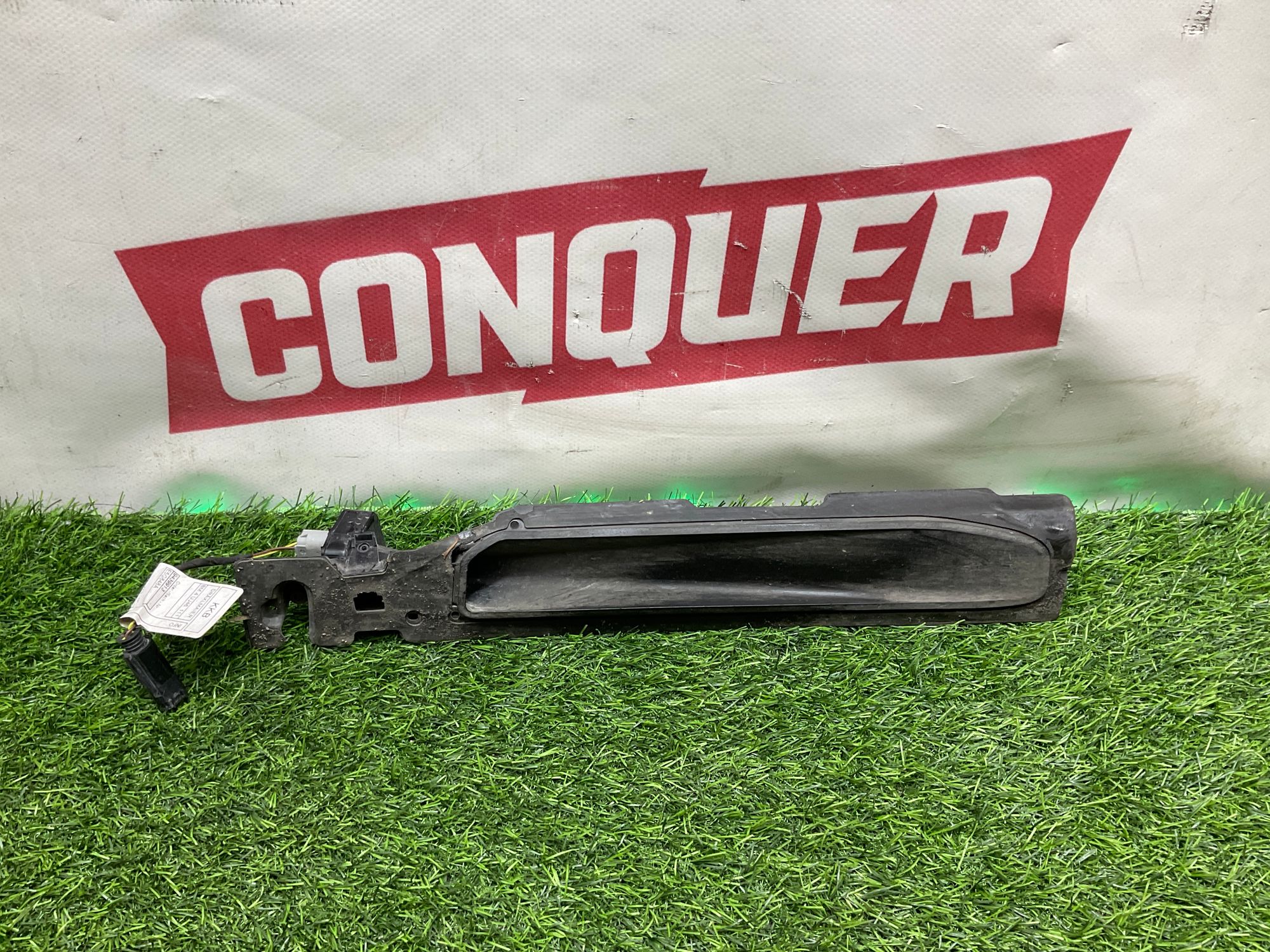 https://ycs.partsauto.market/partsauto-images/thmbs/userImages/h353NjtZg3VDP19b5HMt7LlpbQ93/part/e70f45f1-97a1-421a-b38c-ce3025e3e9cb_1735137492039.jpg