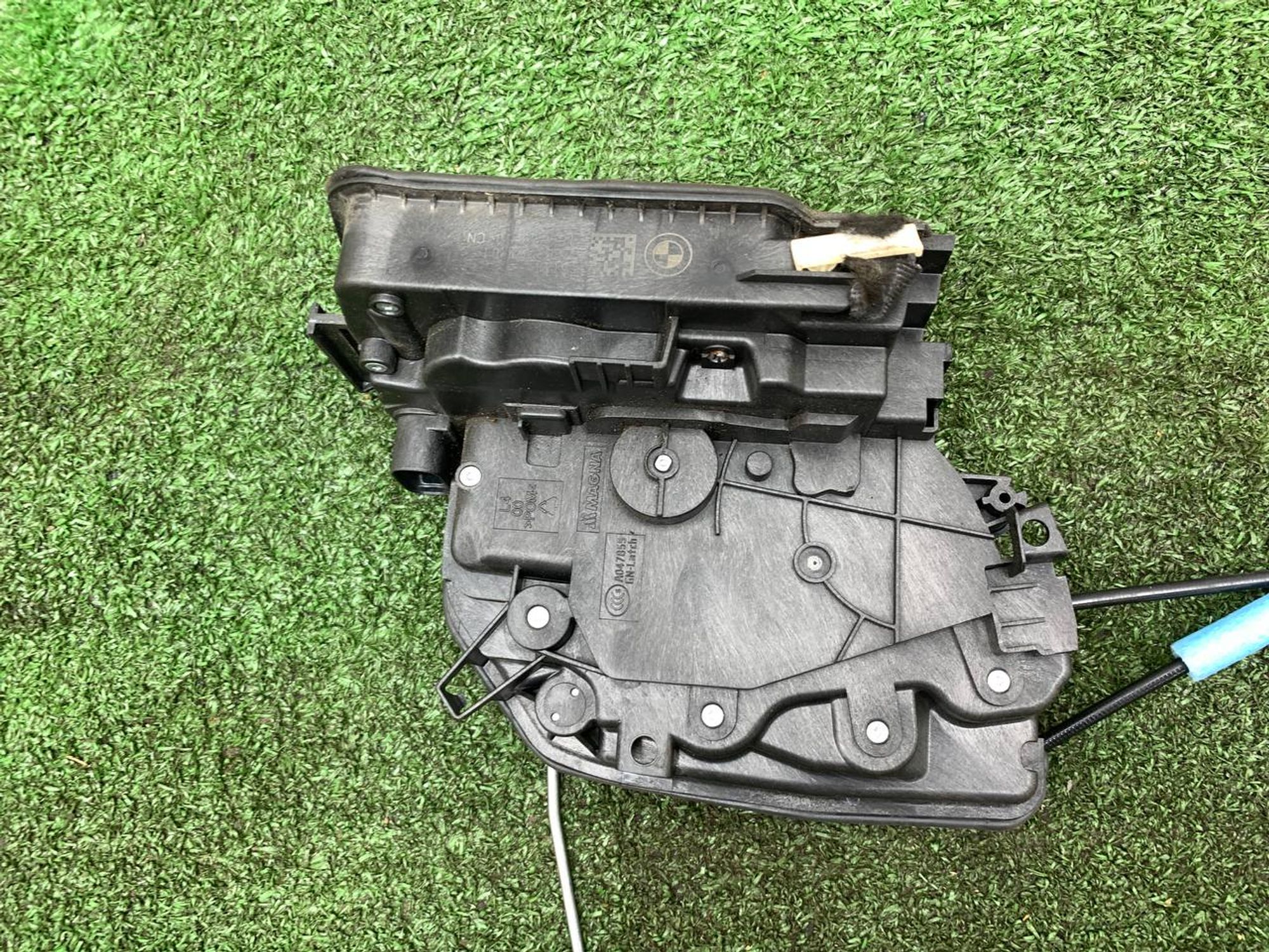 https://ycs.partsauto.market/partsauto-images/thmbs/userImages/h353NjtZg3VDP19b5HMt7LlpbQ93/part/e727710f-a0aa-4d1b-beb7-970f49a5e25b_1726847147585.jpg