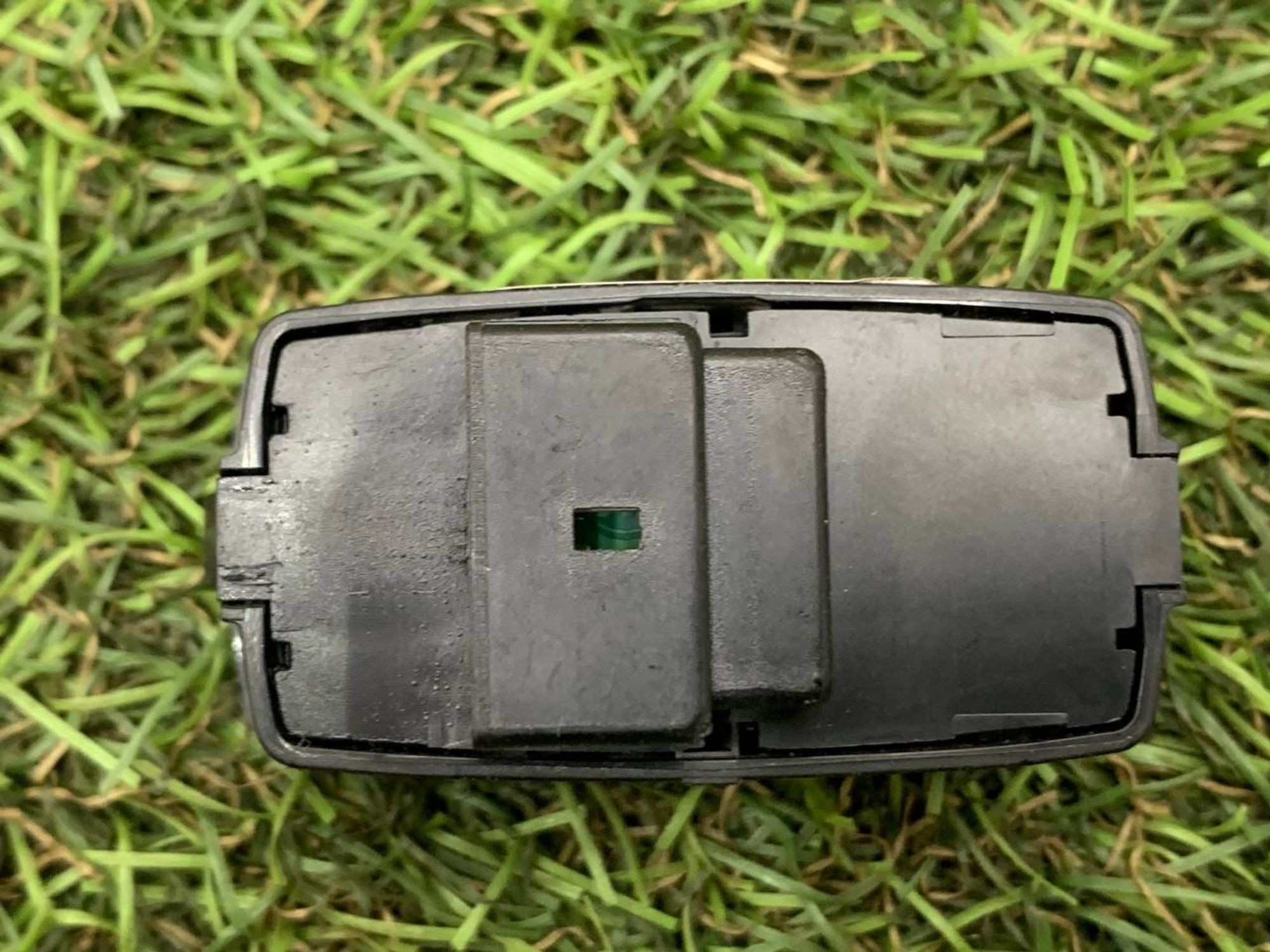 Кнопка открывания багажника Porsche 7PP959832H, 1500 рублей, Москва