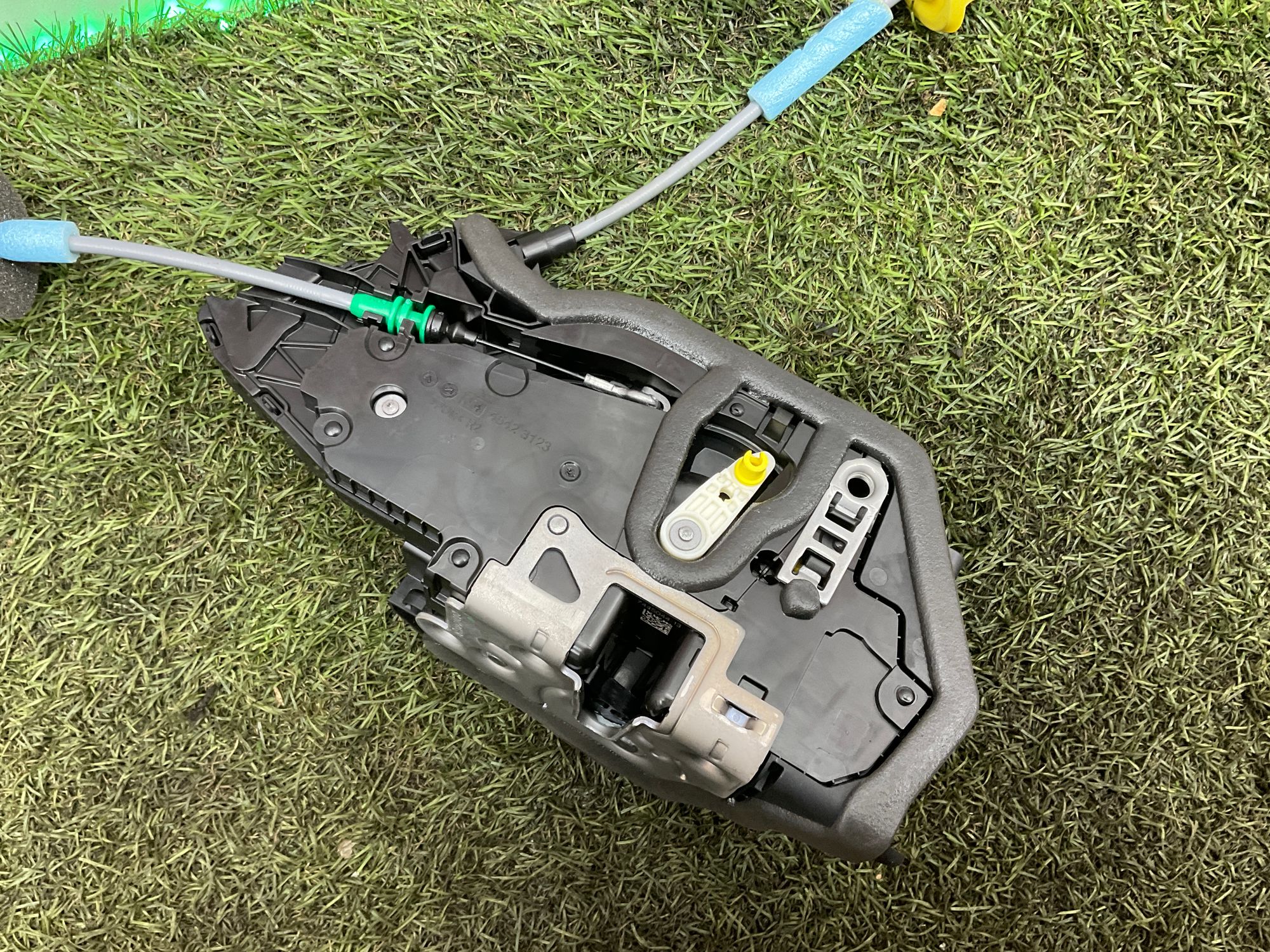 Замок двери правой передней BMW M3 G80 2023, 4000 рублей, Москва